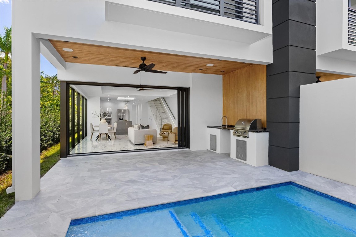 1621 E Broward Fort Lauderdale, FL 33301