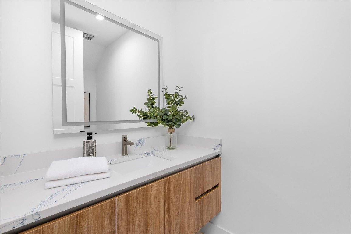 1621 E Broward Fort Lauderdale, FL 33301