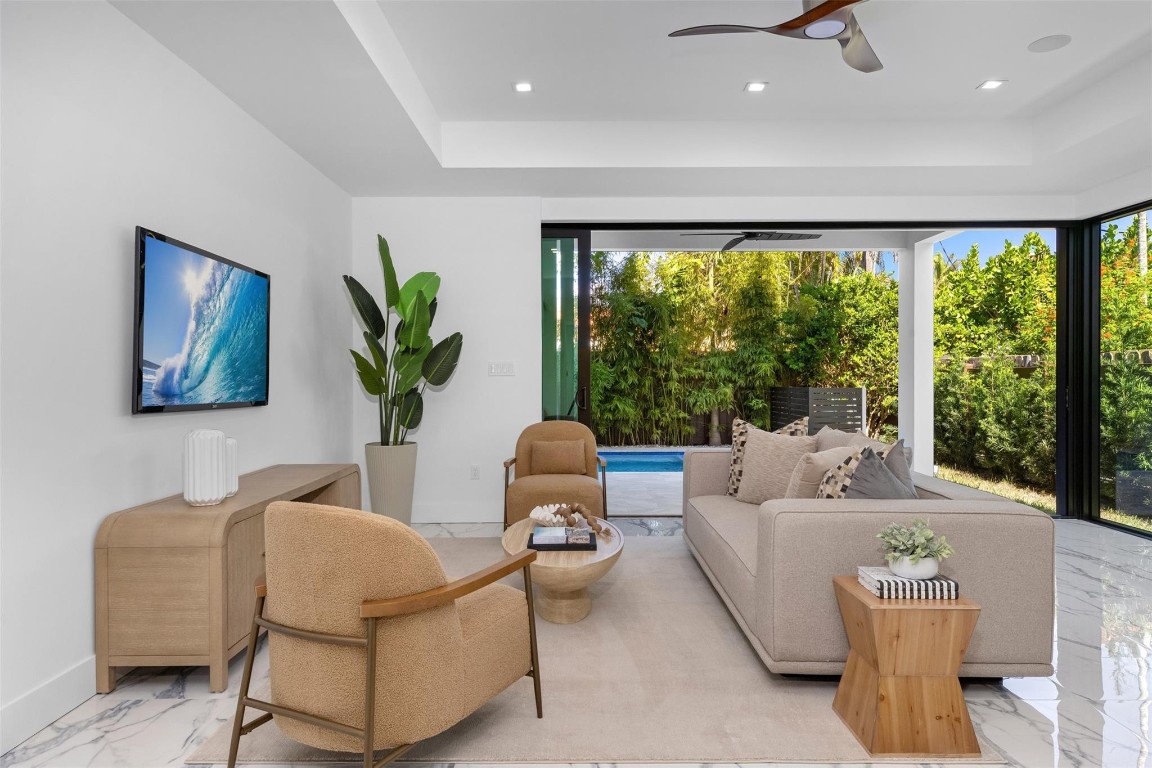 1621 E Broward Fort Lauderdale, FL 33301