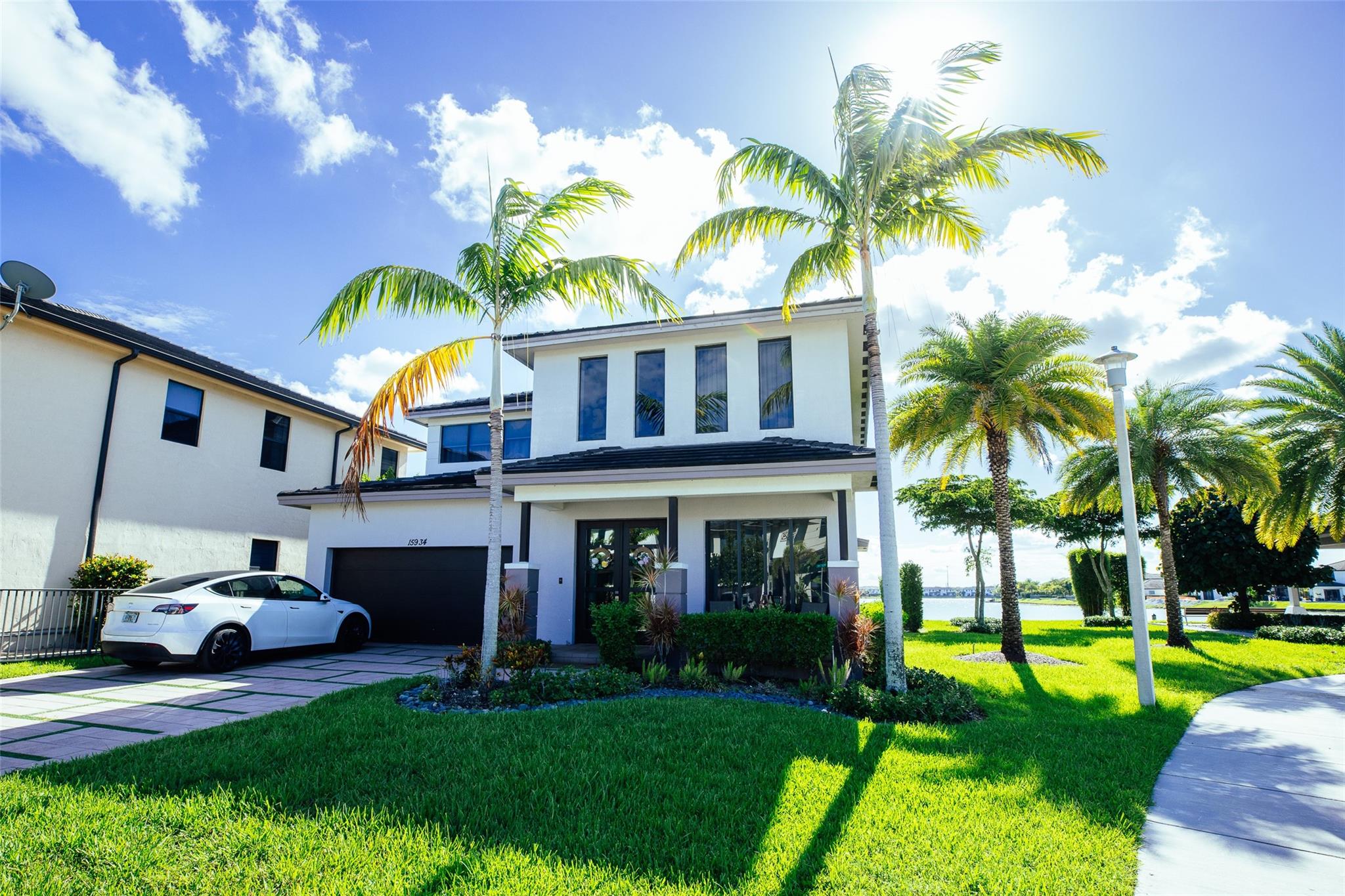 15934 NW 87th Ct Miami Lakes, FL 33018