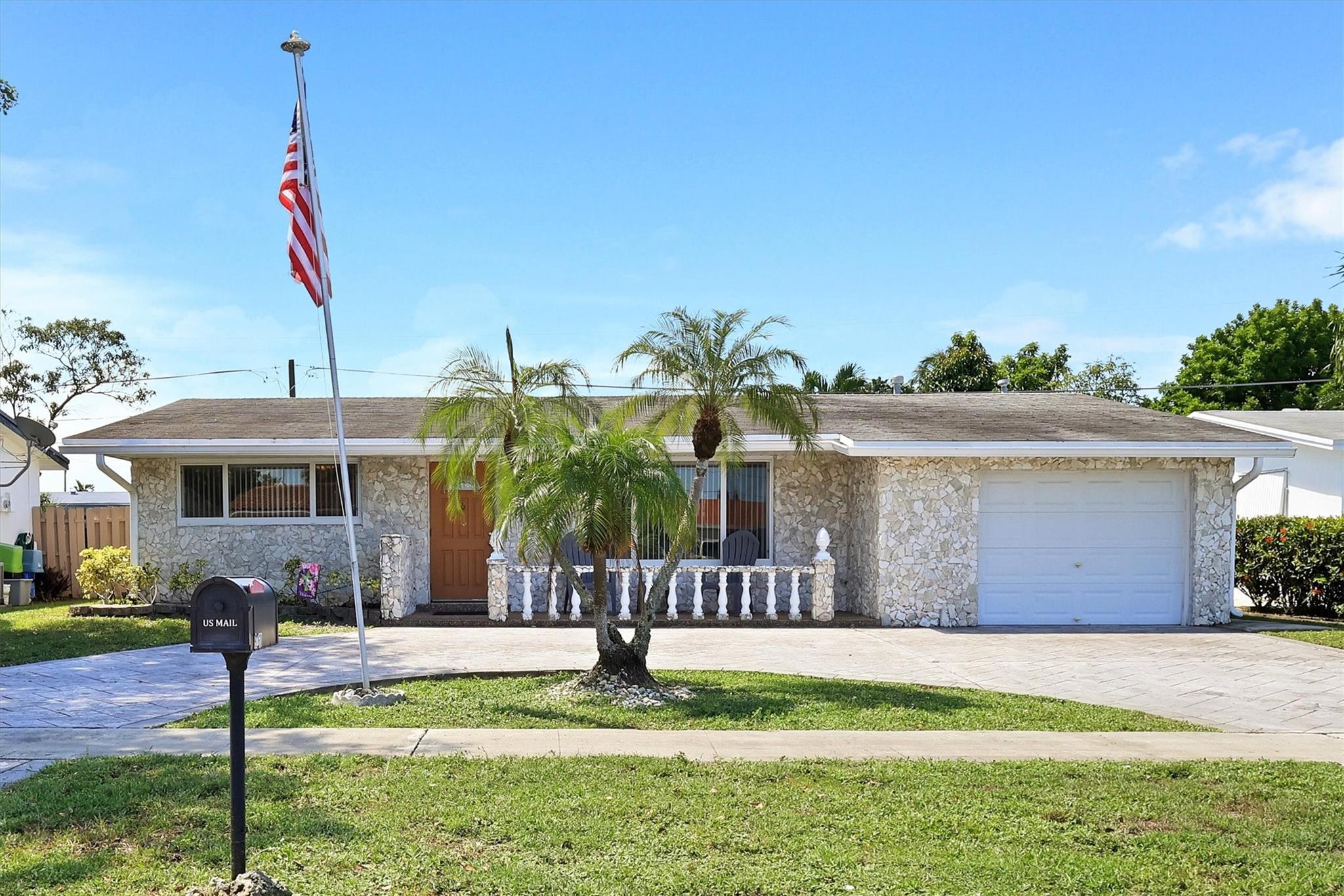 9260 NW 25th Ct