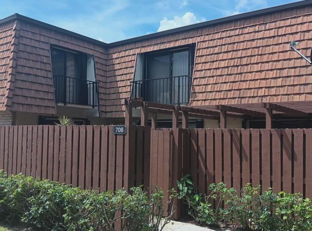 708 7th Ln #B