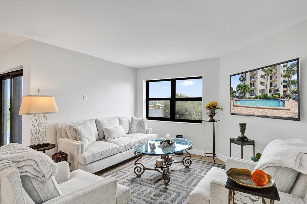 501 N Riverside Dr #203 Pompano Beach, FL 33062