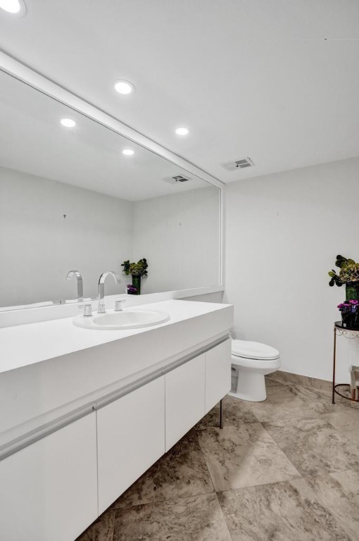 501 N Riverside Dr #203 Pompano Beach, FL 33062