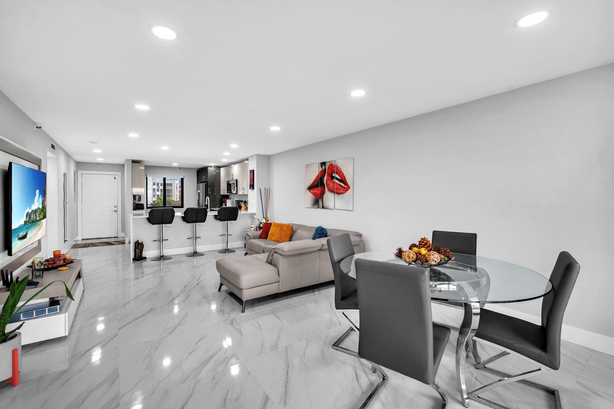 2221 Cypress Is Dr #708 Pompano Beach, FL 33069