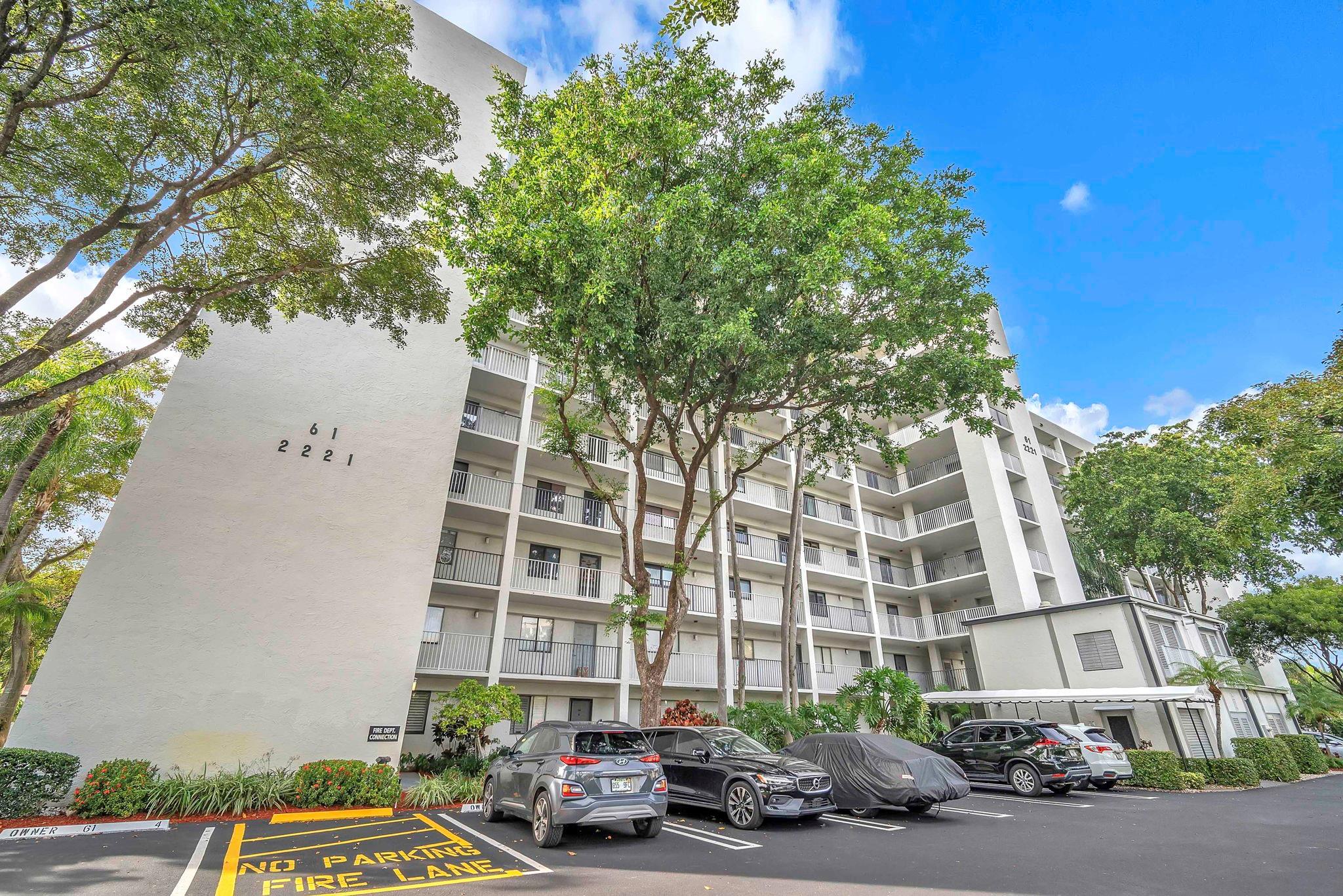 2221 Cypress Is Dr #708 Pompano Beach, FL 33069