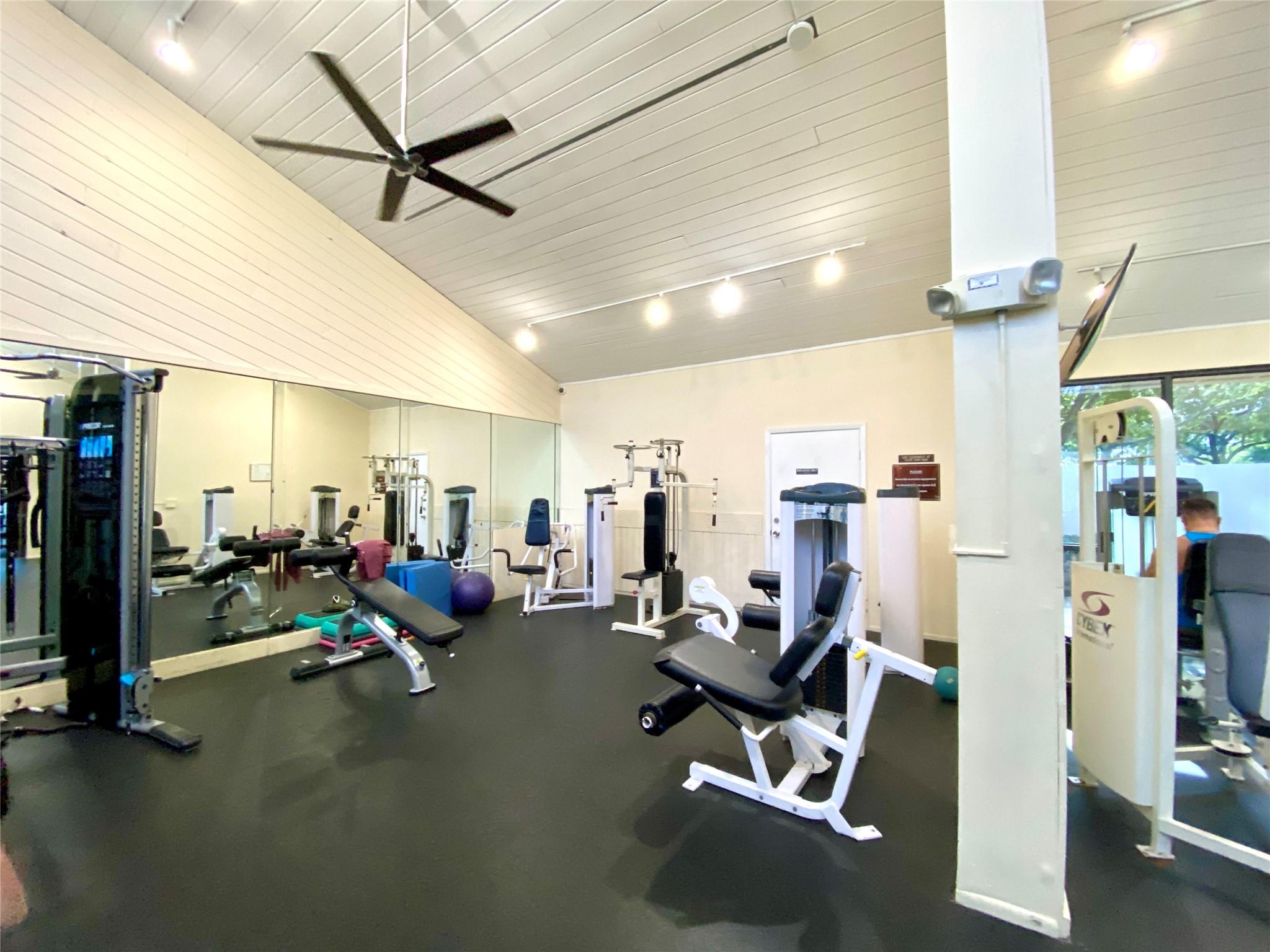 2221 Cypress Is Dr #708 Pompano Beach, FL 33069