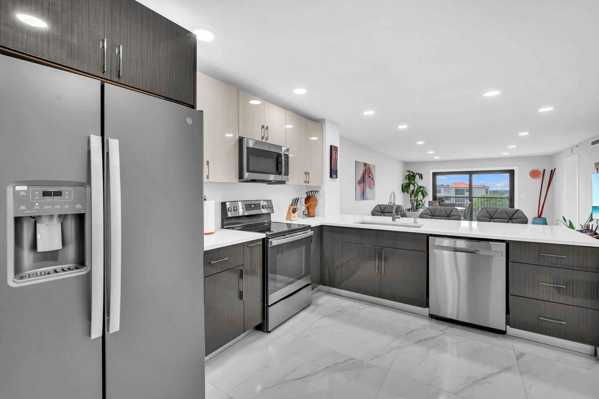 2221 Cypress Is Dr #708 Pompano Beach, FL 33069