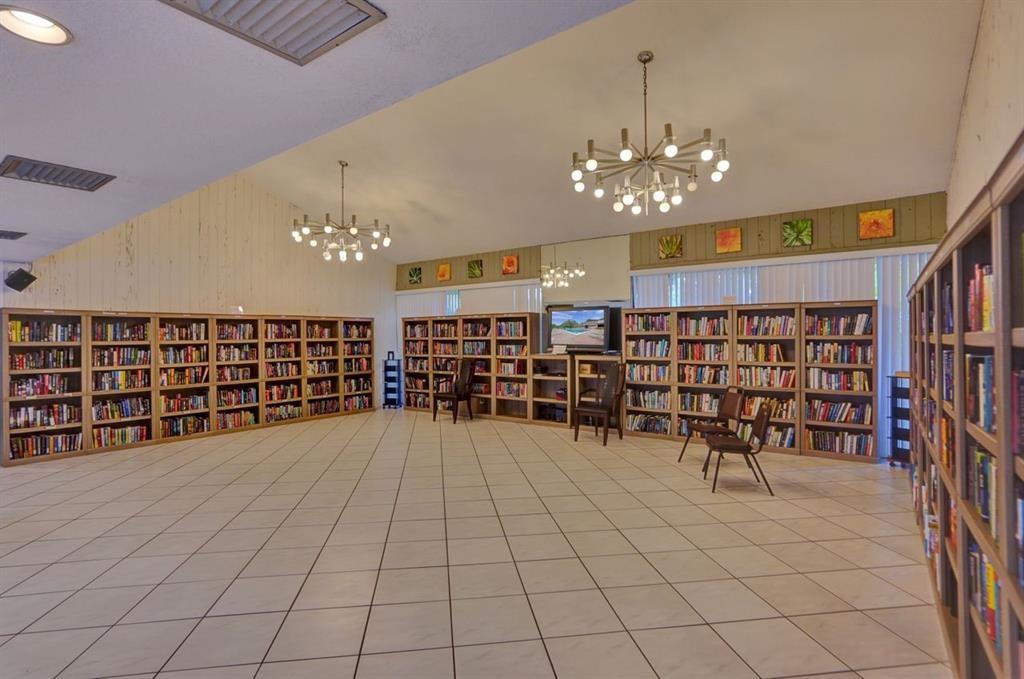 2221 Cypress Is Dr #708 Pompano Beach, FL 33069