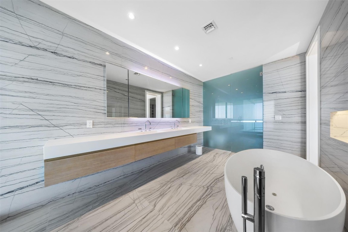 image Eighty Seven Park16