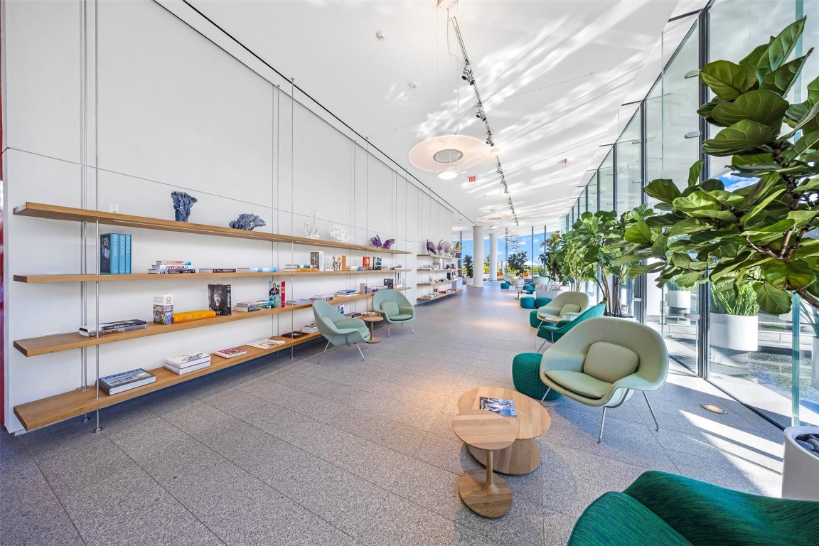 image Eighty Seven Park41