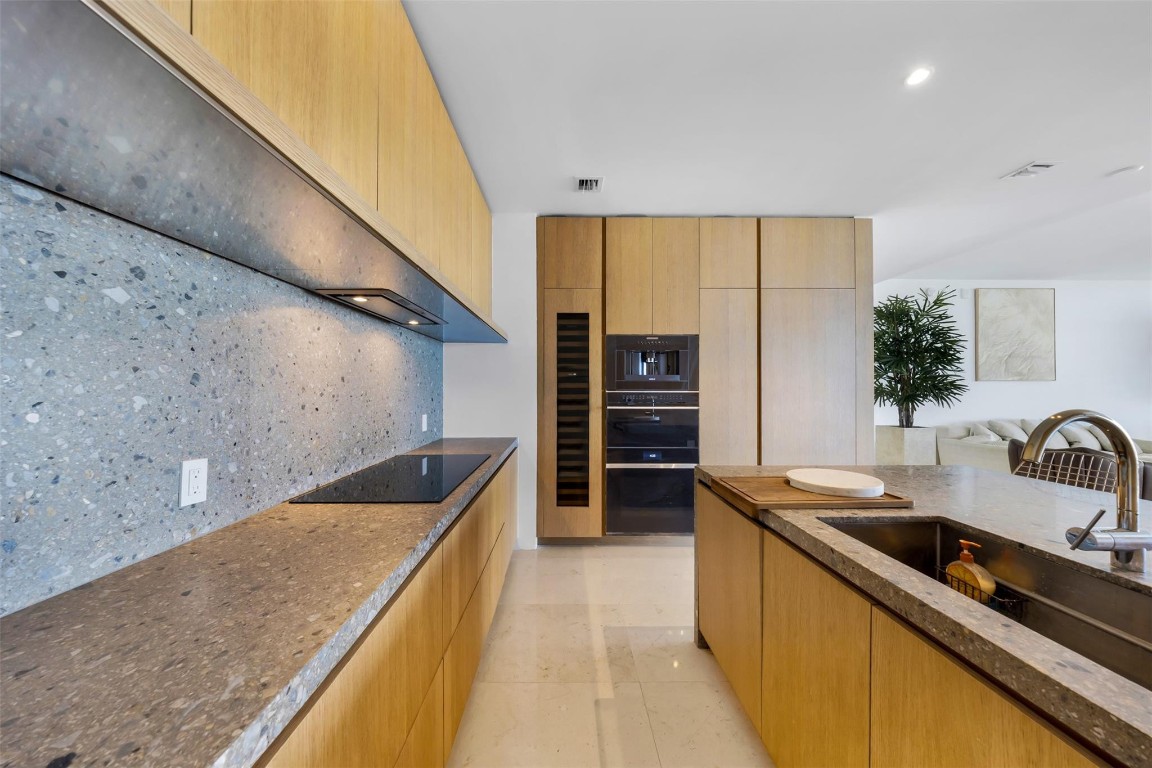 image Eighty Seven Park4