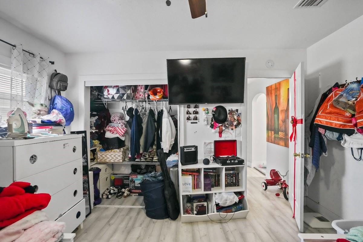 708 NW 15th St Homestead, FL 33030