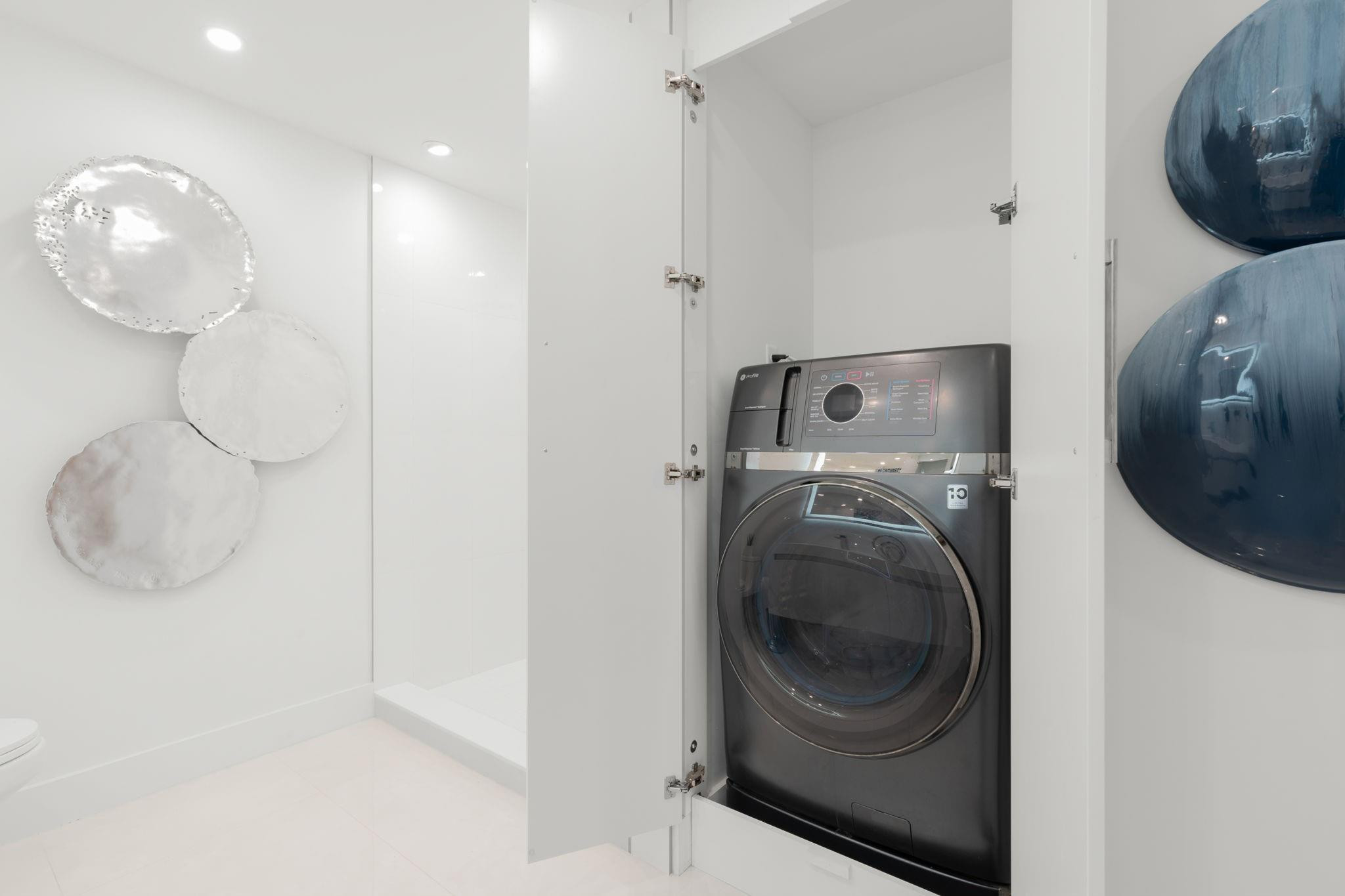 6395 Bay Clb #2 Fort Lauderdale, FL 33308