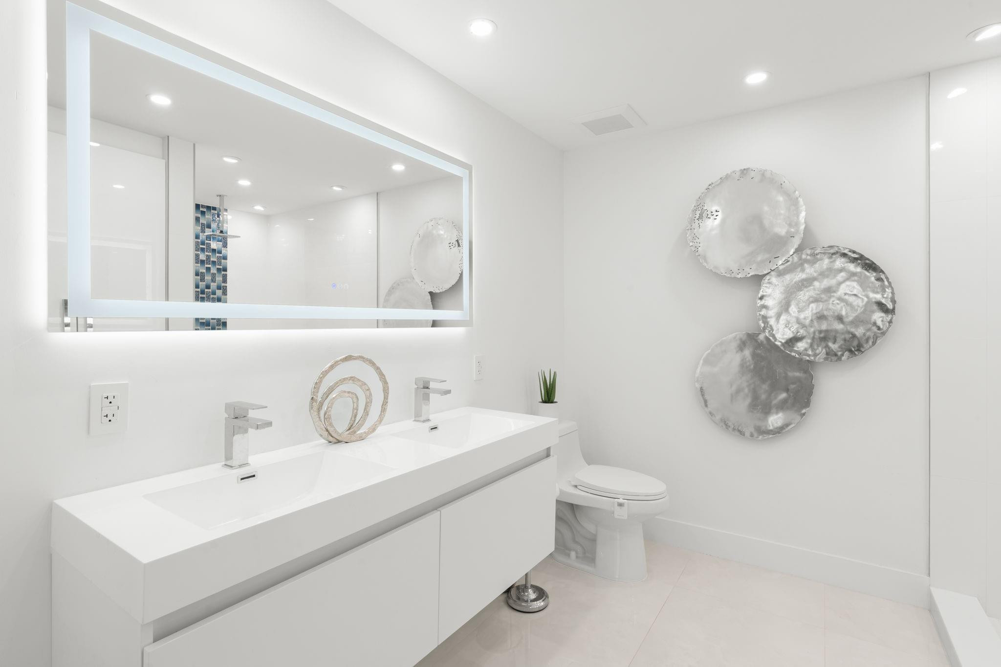 6395 Bay Clb #2 Fort Lauderdale, FL 33308