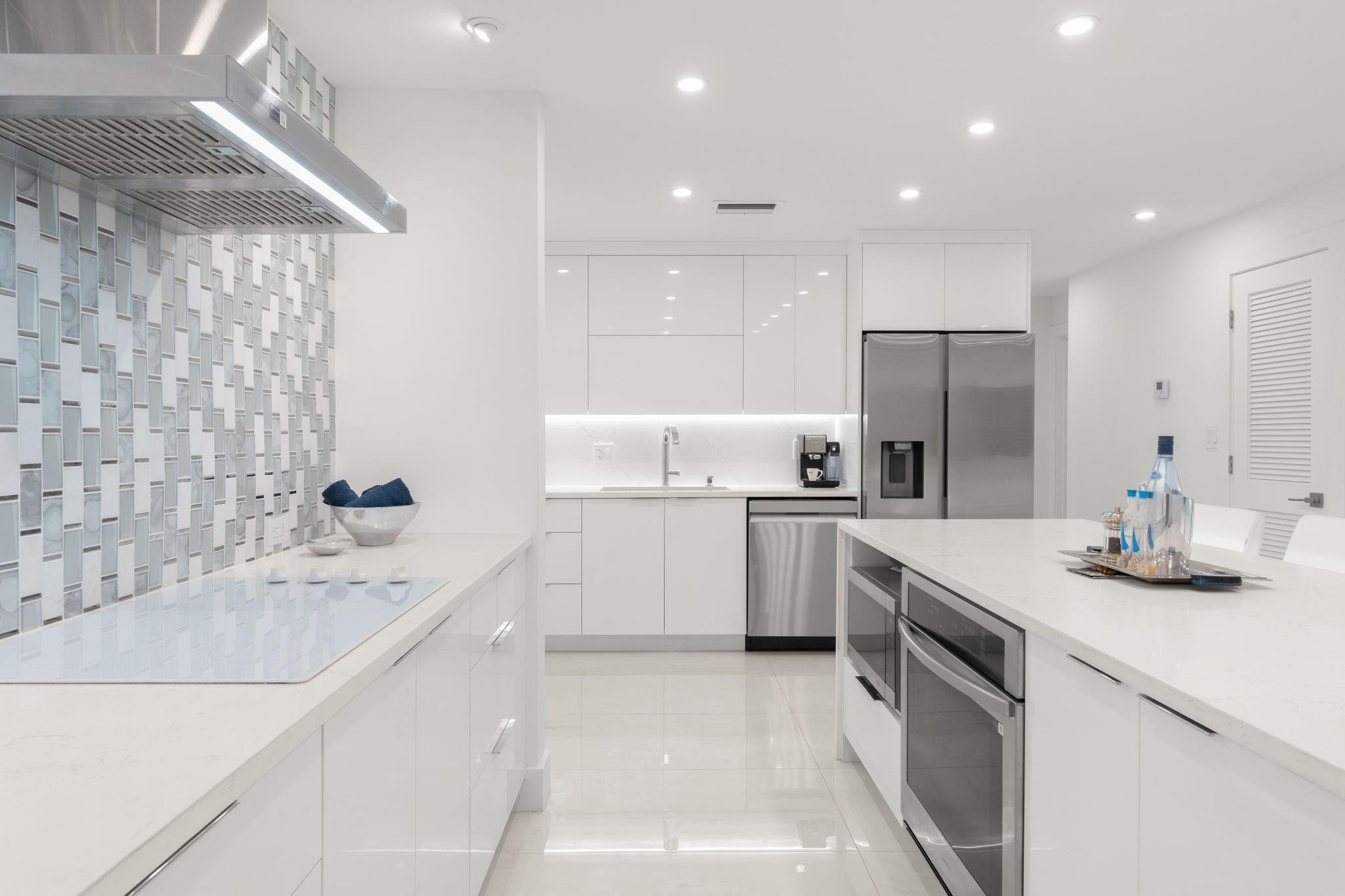 6395 Bay Clb #2 Fort Lauderdale, FL 33308