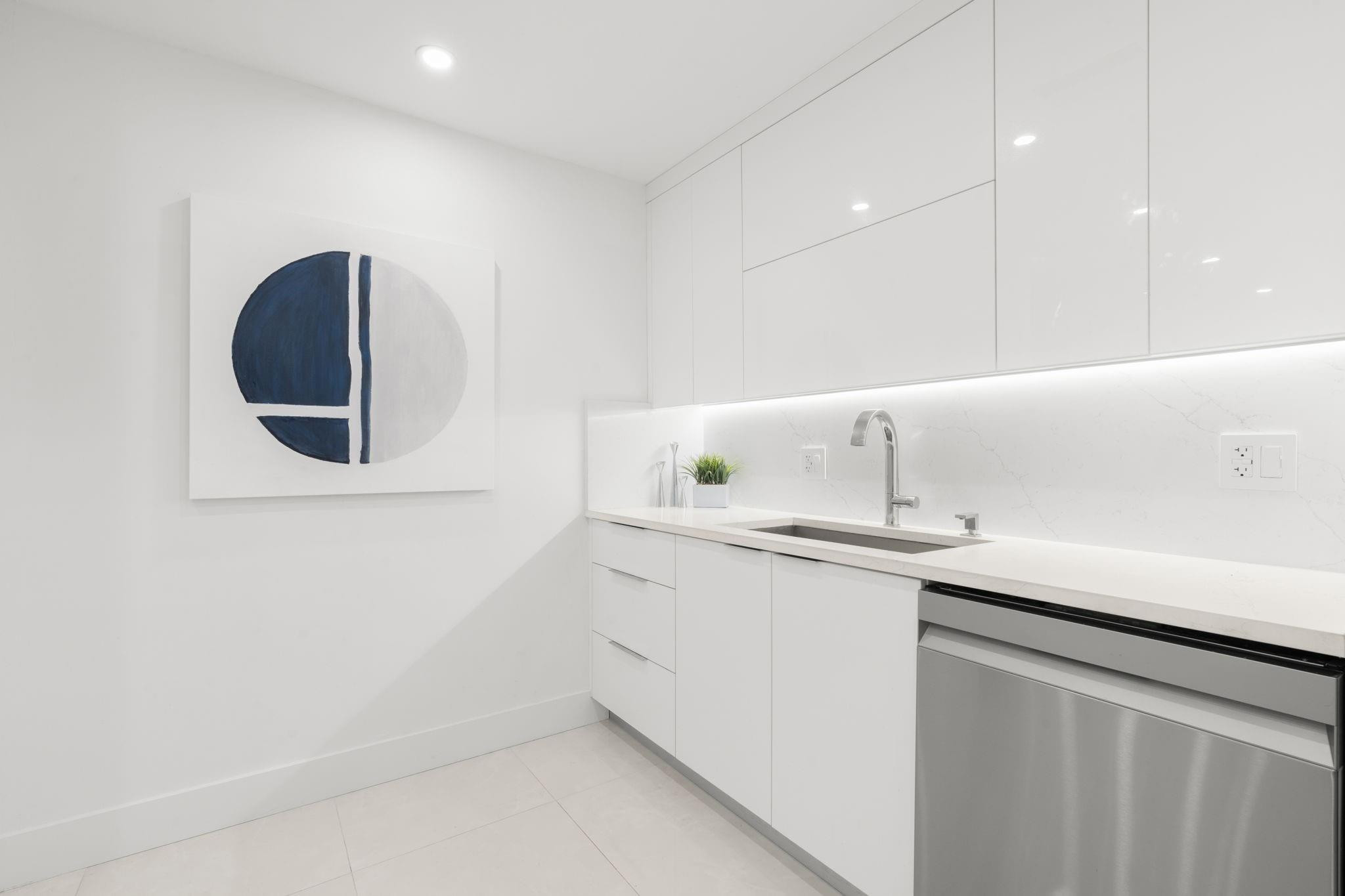 6395 Bay Clb #2 Fort Lauderdale, FL 33308