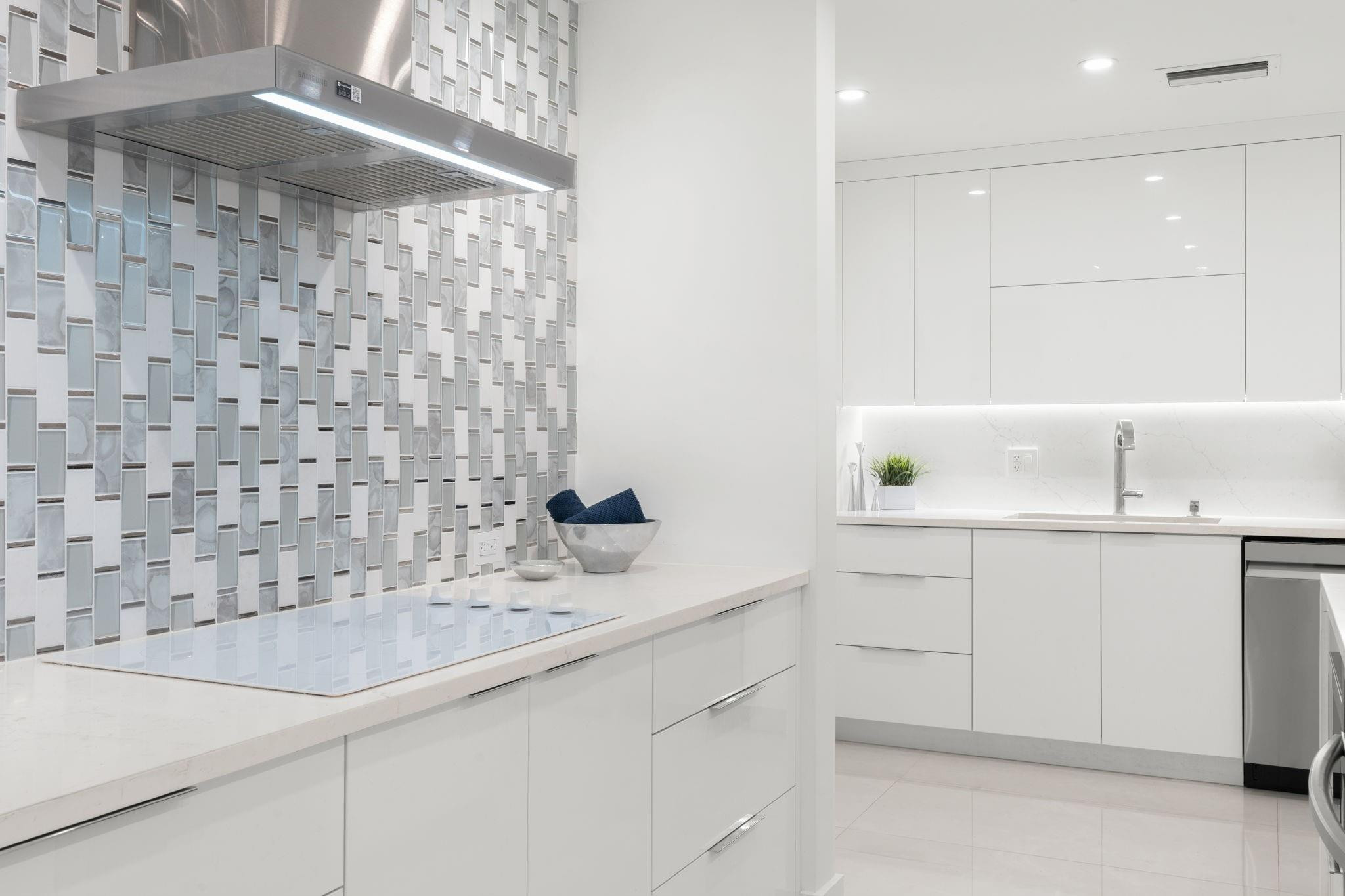 6395 Bay Clb #2 Fort Lauderdale, FL 33308