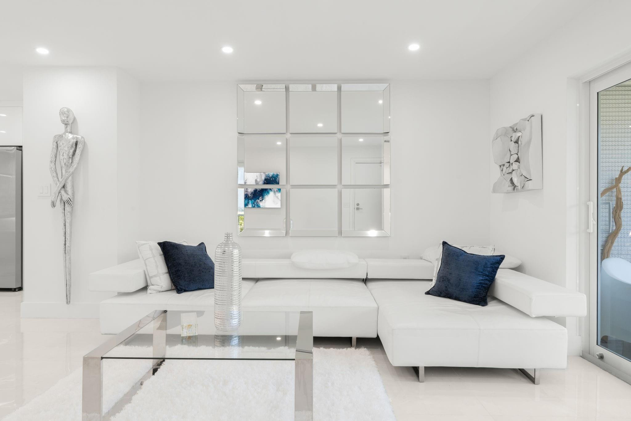 6395 Bay Clb #2 Fort Lauderdale, FL 33308