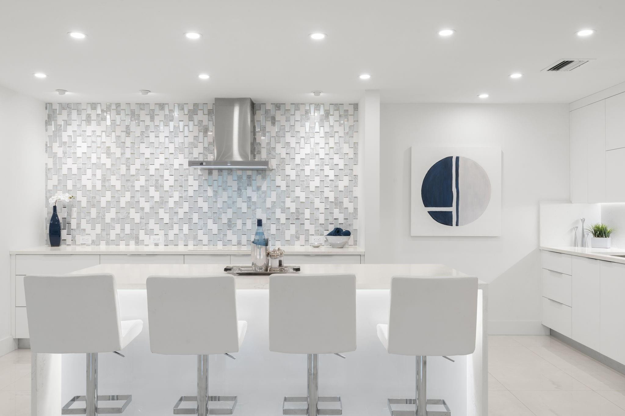 6395 Bay Clb #2 Fort Lauderdale, FL 33308