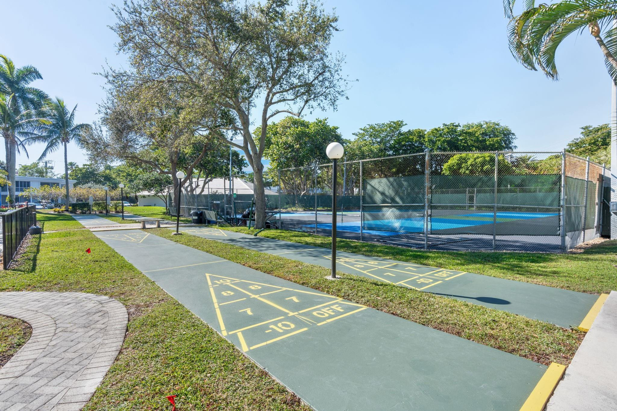 6395 Bay Clb #2 Fort Lauderdale, FL 33308