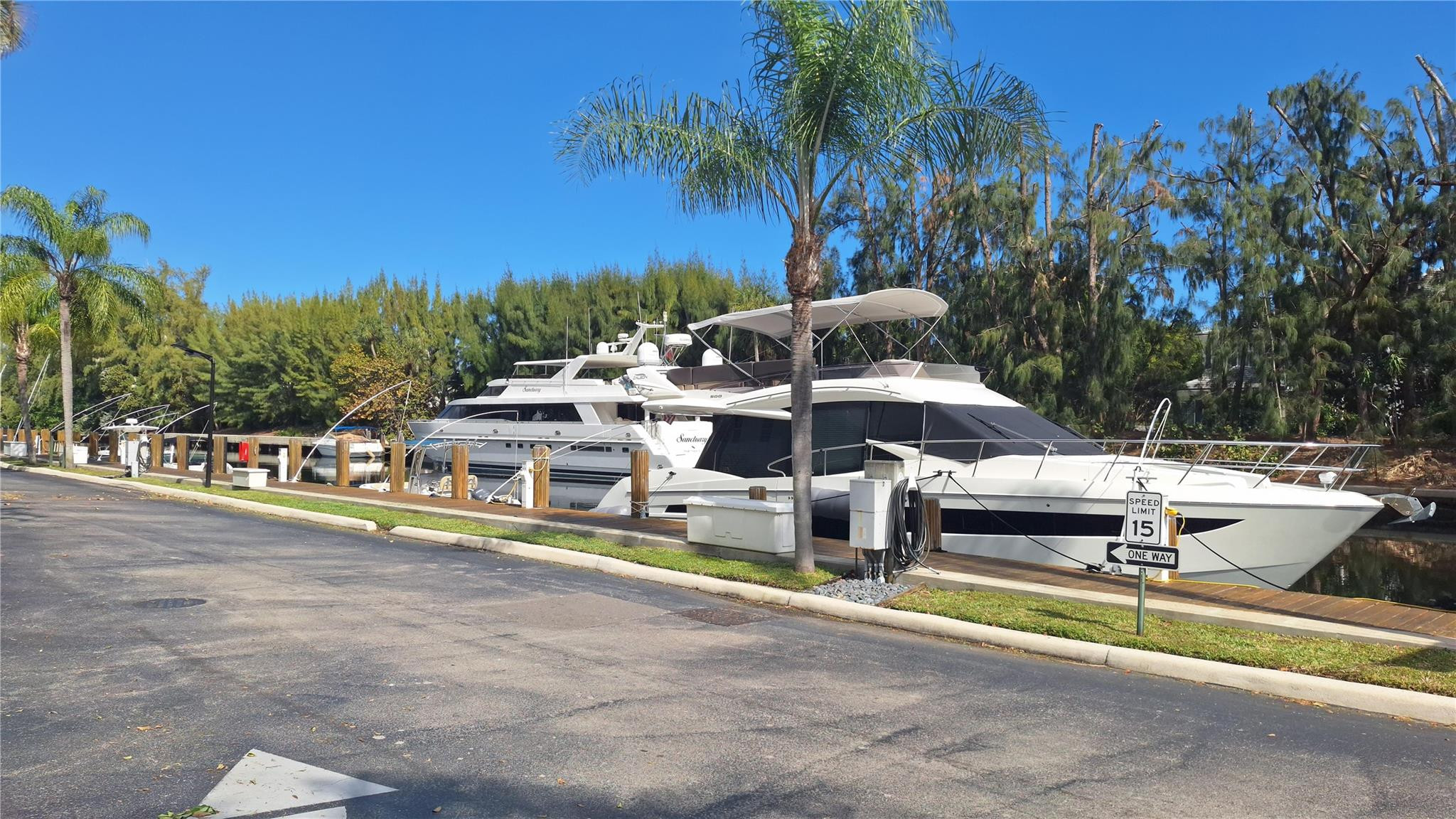 6395 Bay Clb #2 Fort Lauderdale, FL 33308