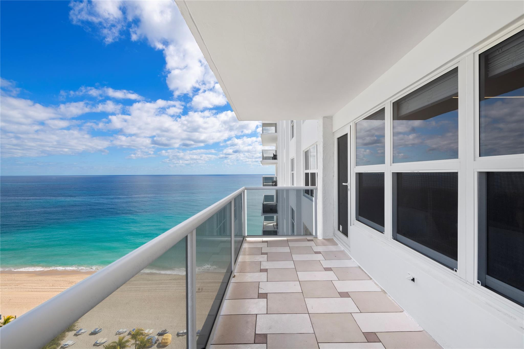 3500 Galt Ocean #1516