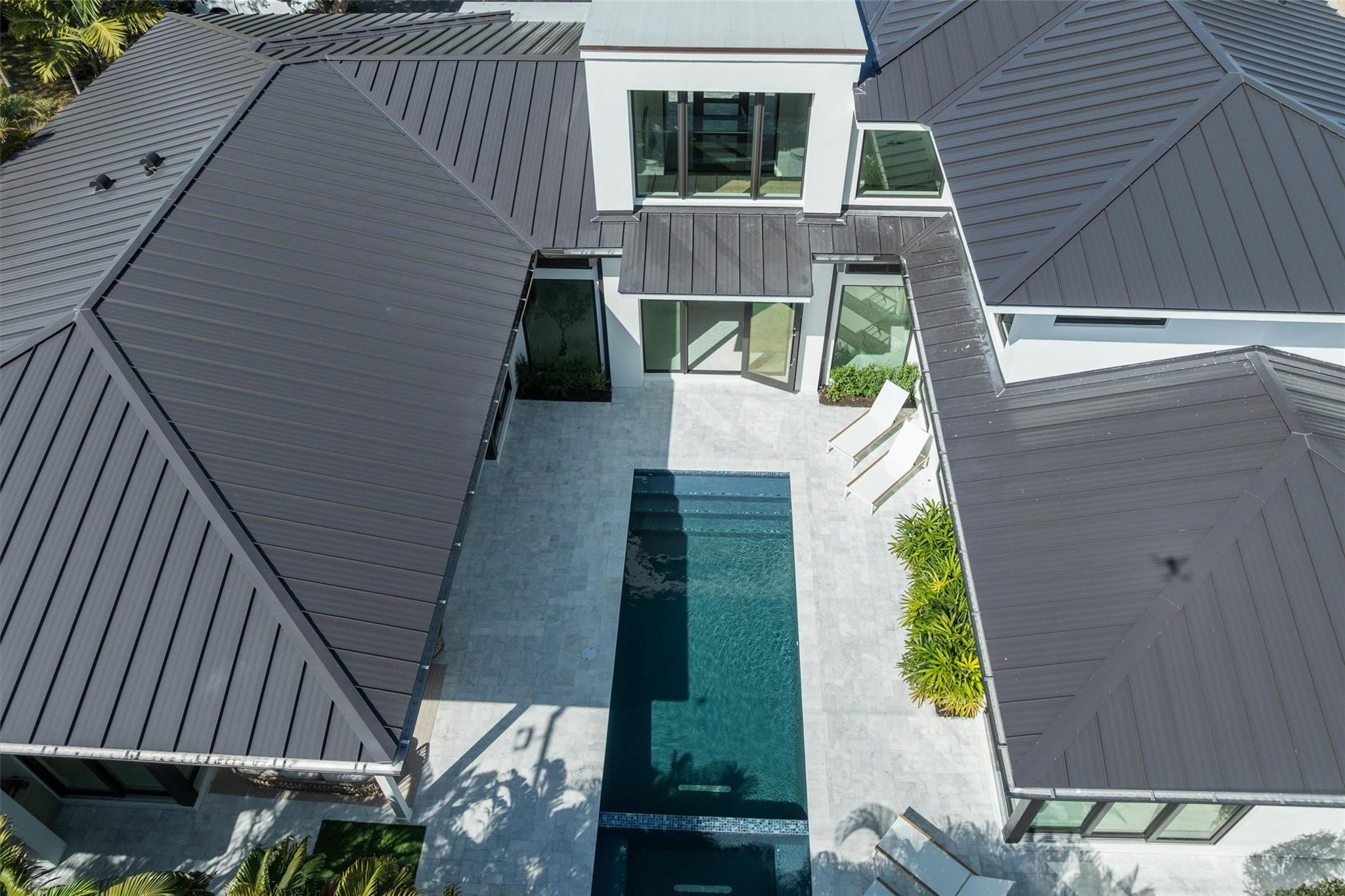 2732 NE 29th Fort Lauderdale, FL 33306