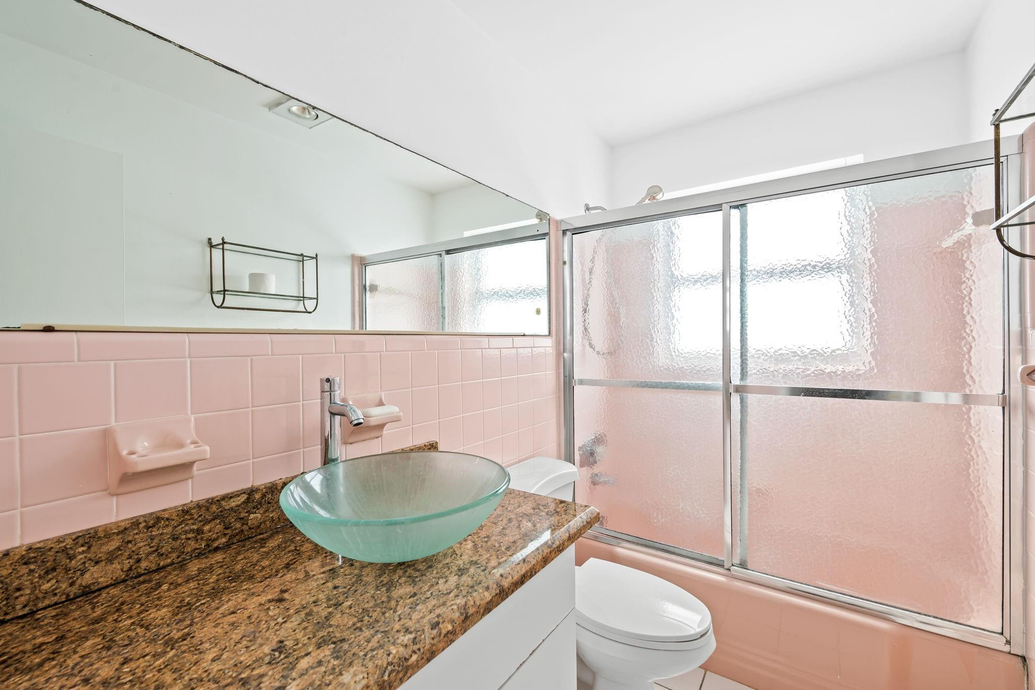 1031 NE 27th Pompano Beach, FL 33062