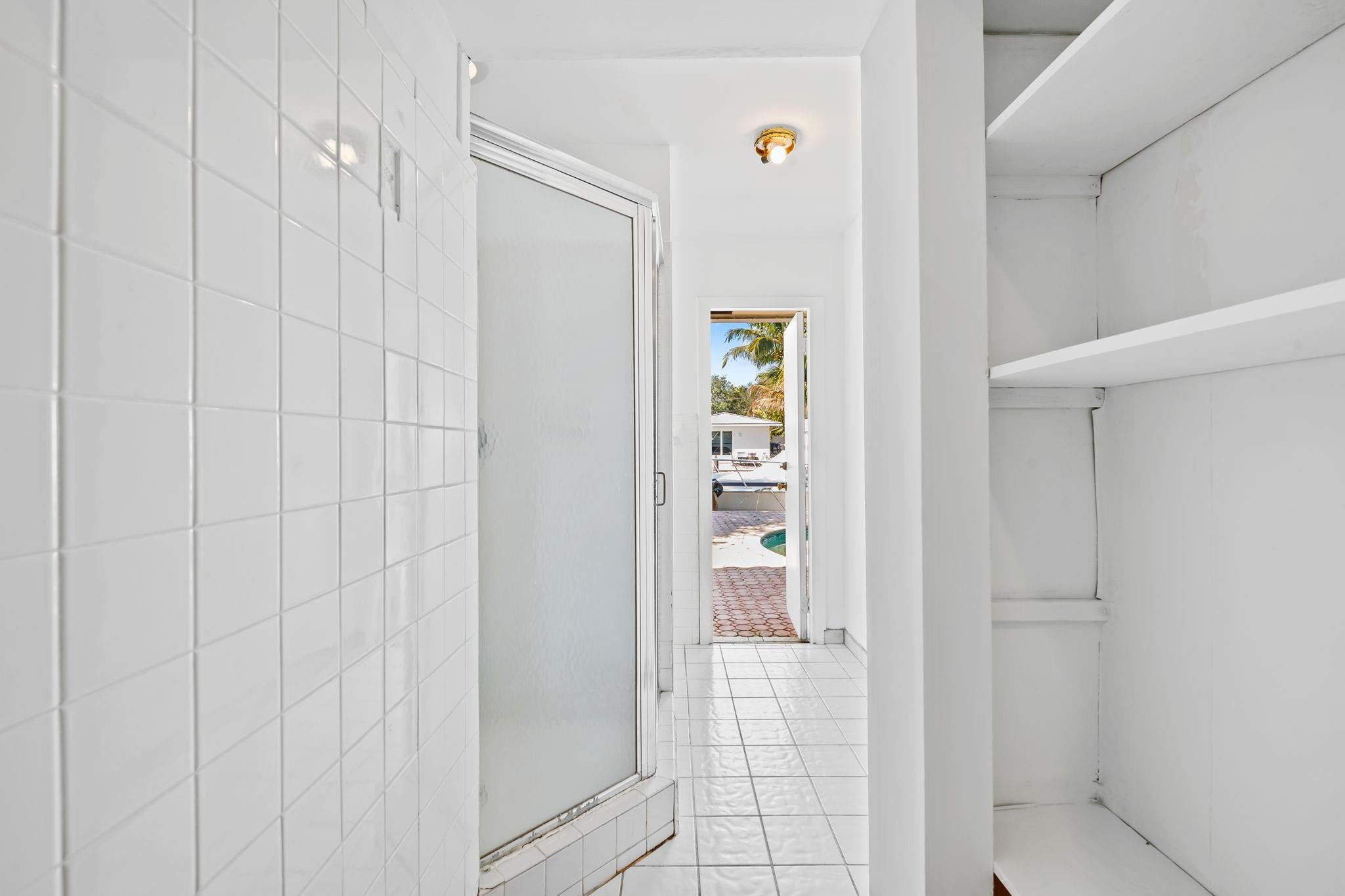 1031 NE 27th Pompano Beach, FL 33062