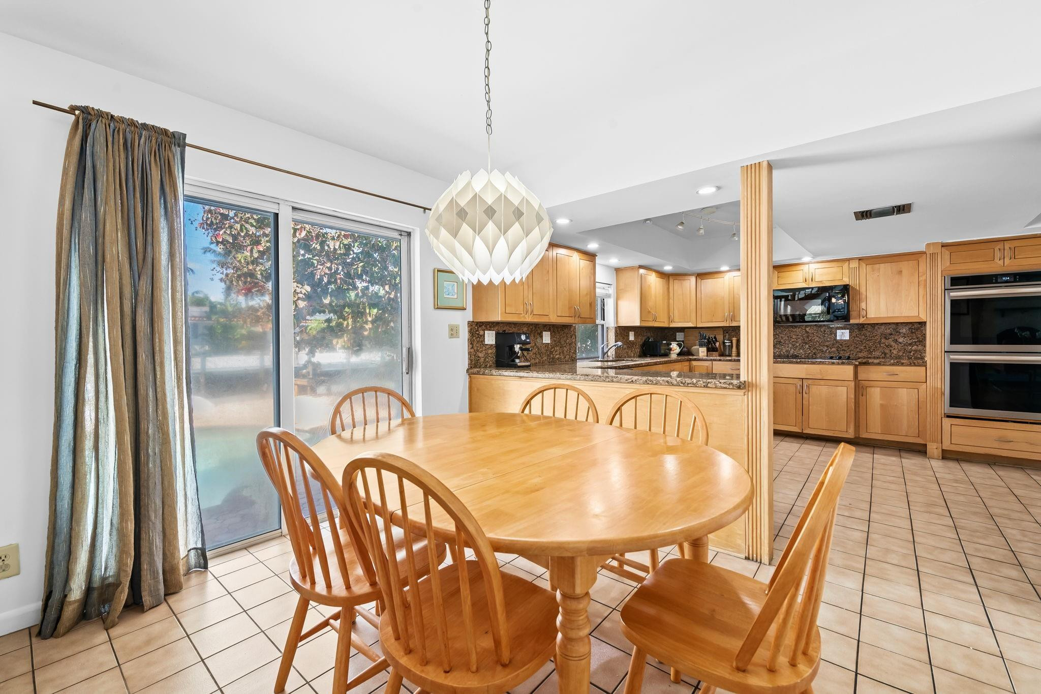 1031 NE 27th Pompano Beach, FL 33062