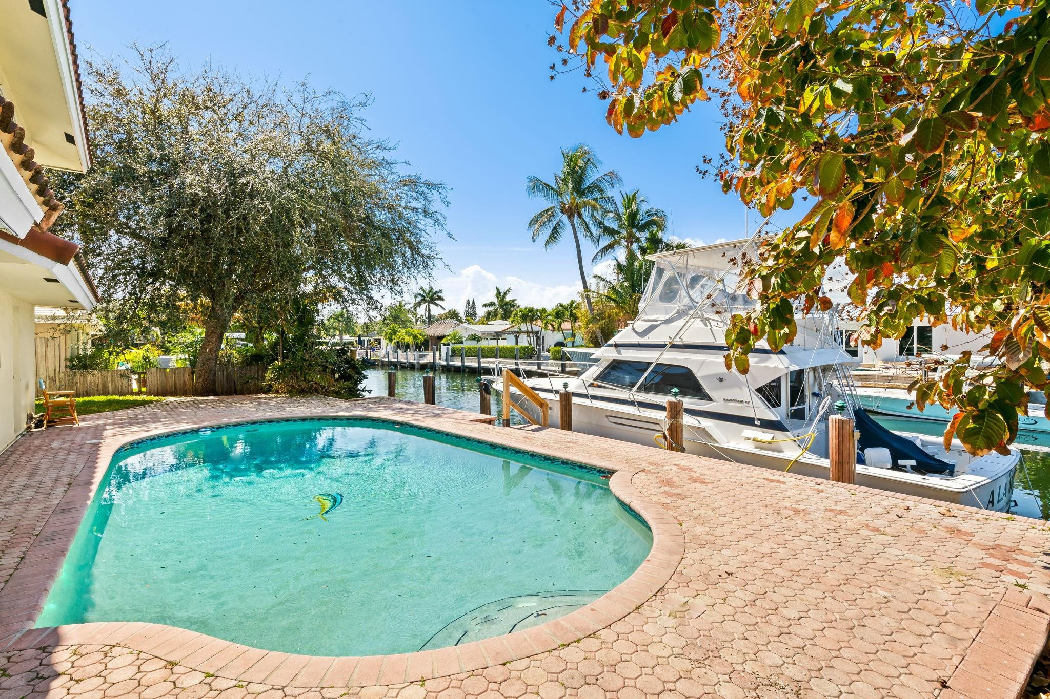 1031 NE 27th Pompano Beach, FL 33062