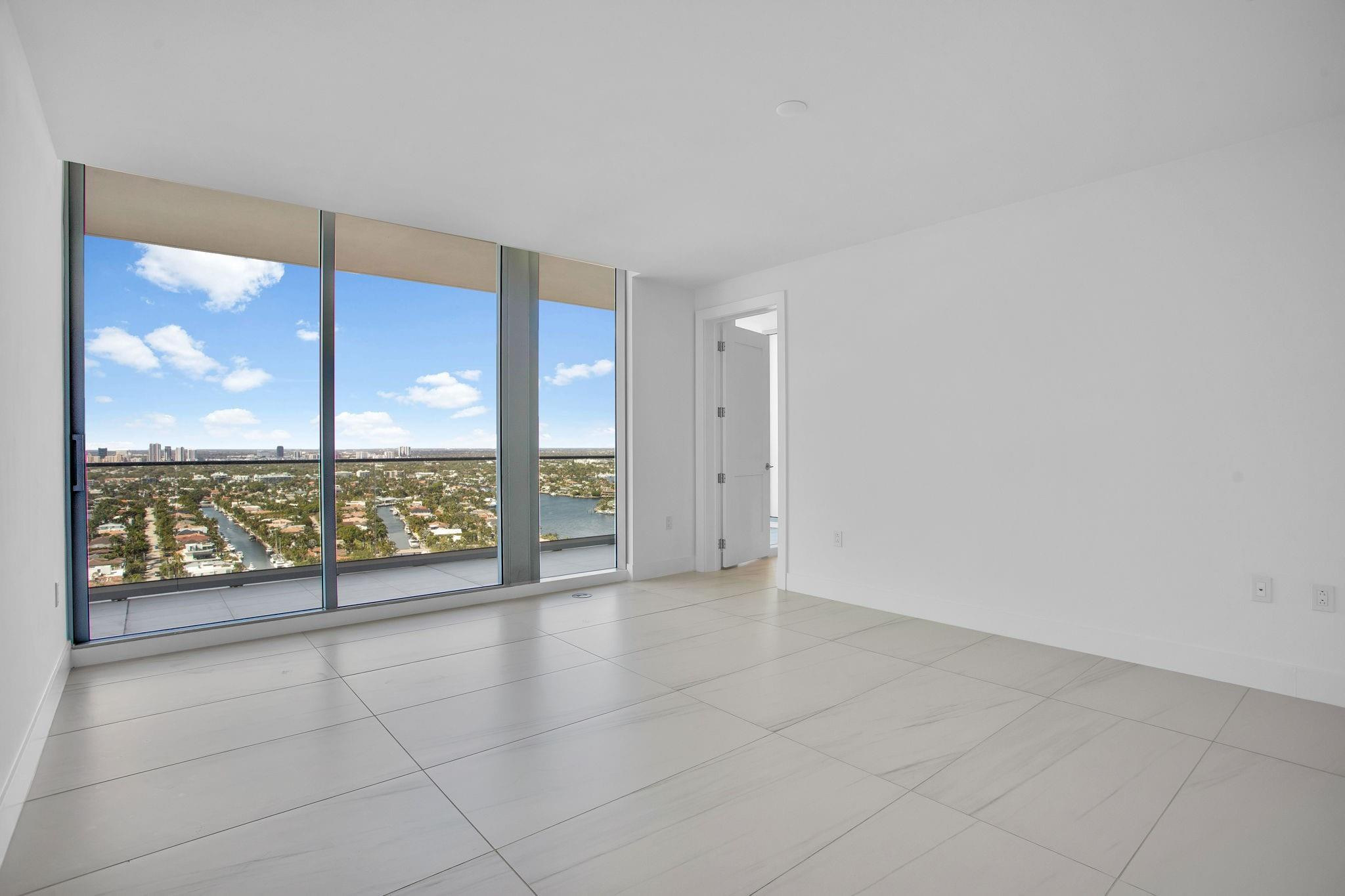 151 N Seabreeze #E-2502 Fort Lauderdale, FL 33304