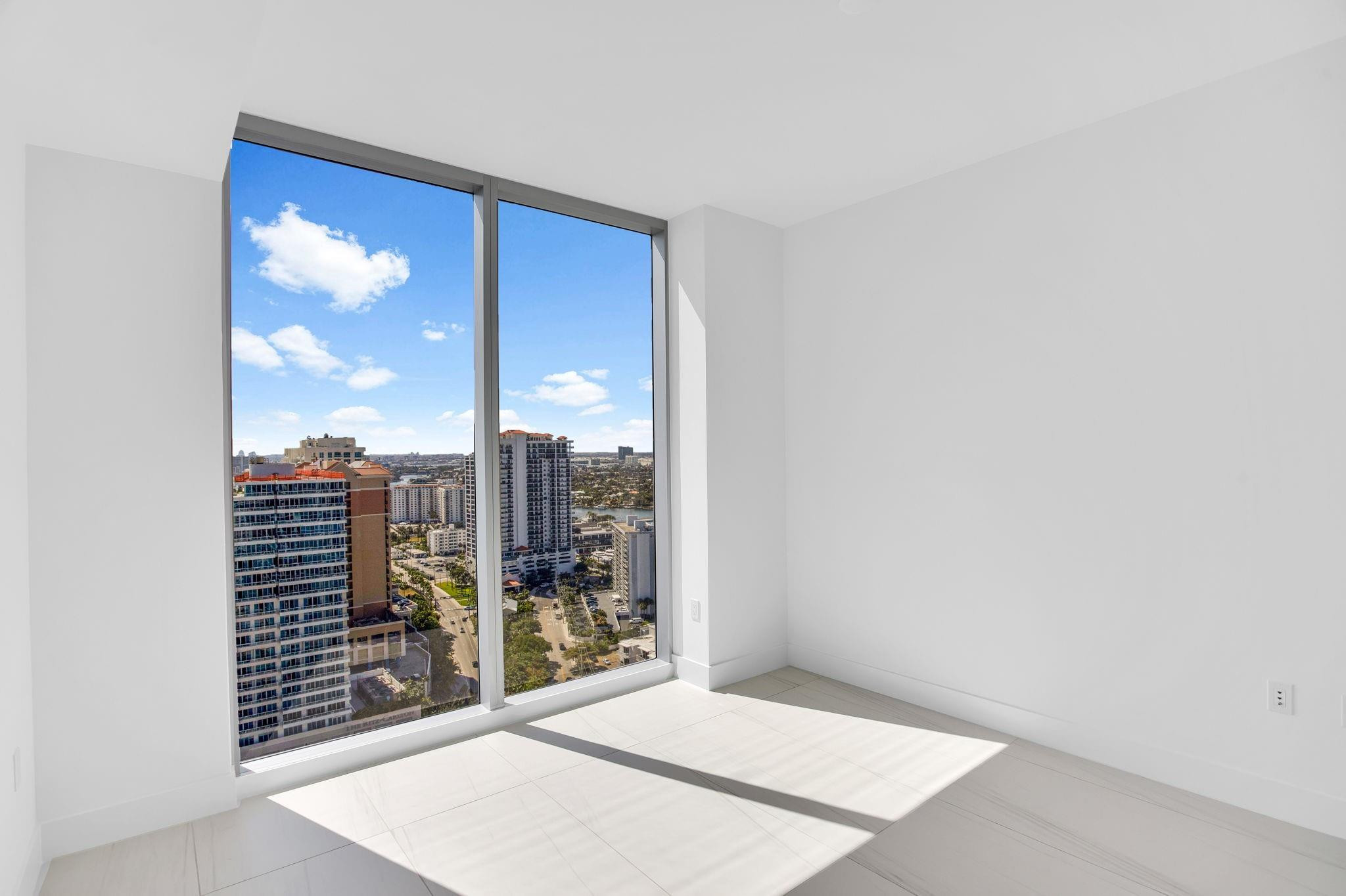 151 N Seabreeze #E-2502 Fort Lauderdale, FL 33304