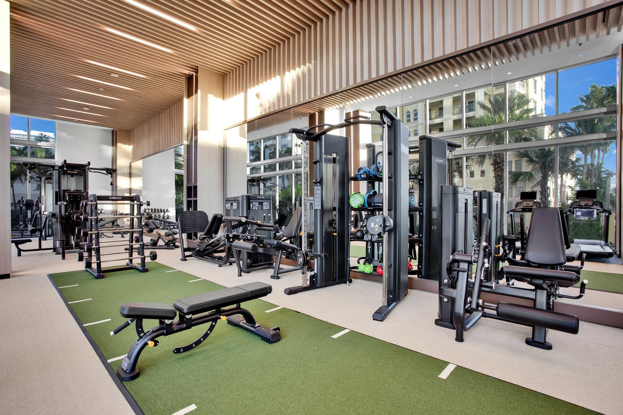 151 N Seabreeze #E-2502 Fort Lauderdale, FL 33304