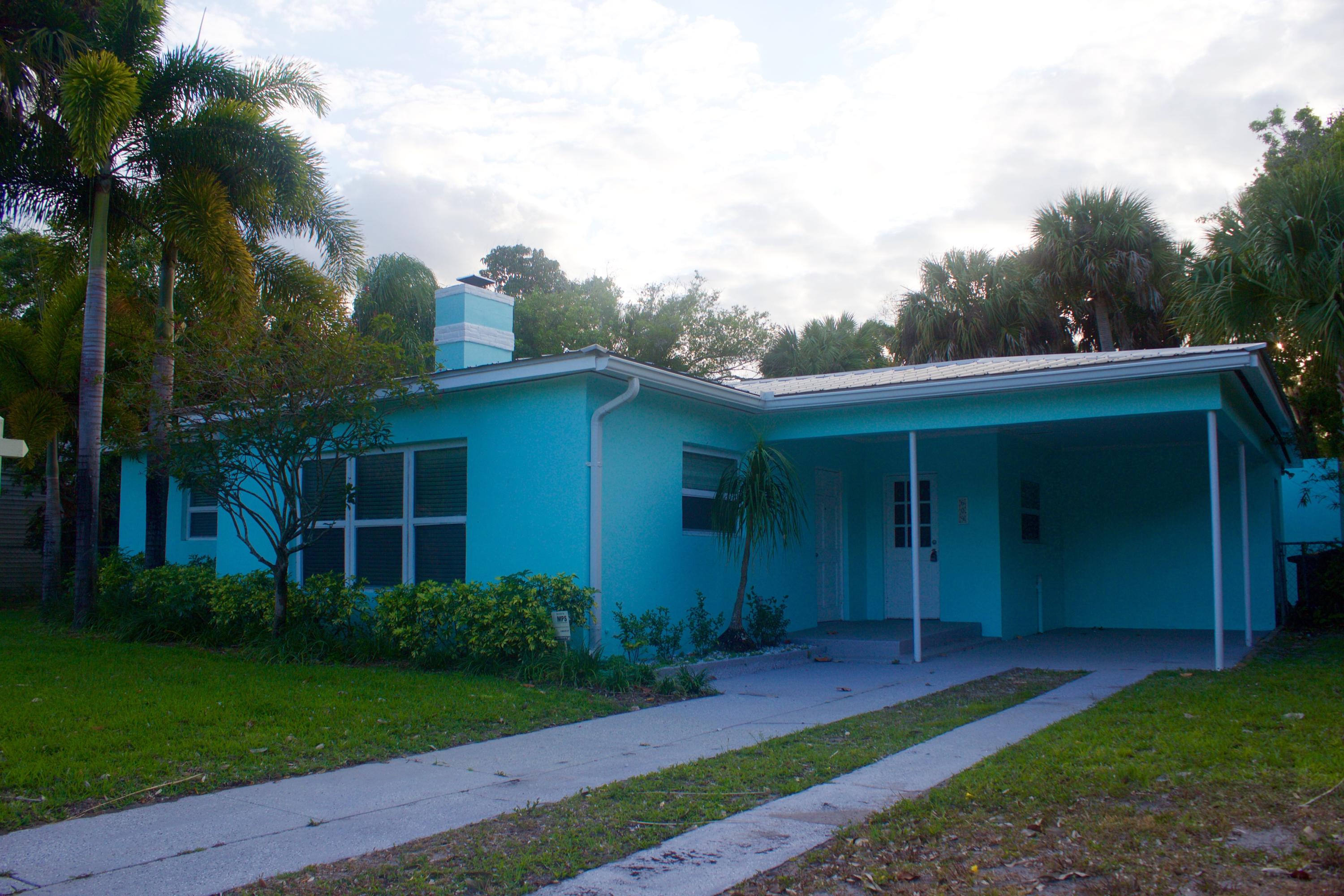 609 S 9th Street