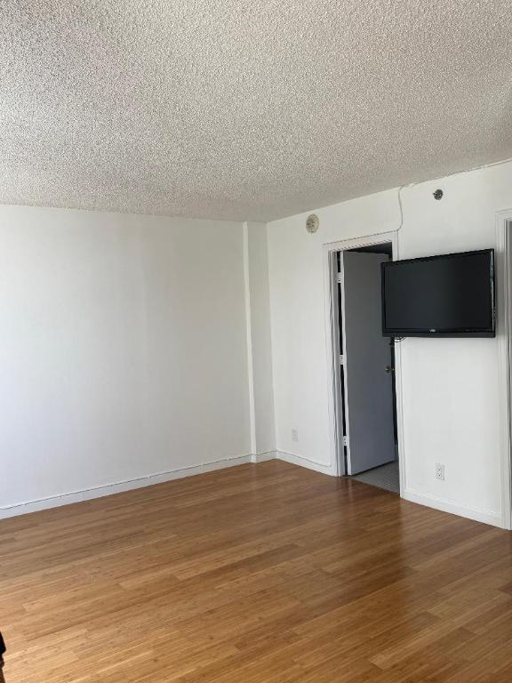 3215 S Ocean #307 Highland Beach, FL 33487