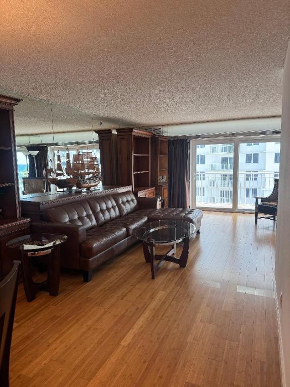 3215 S Ocean #307 Highland Beach, FL 33487