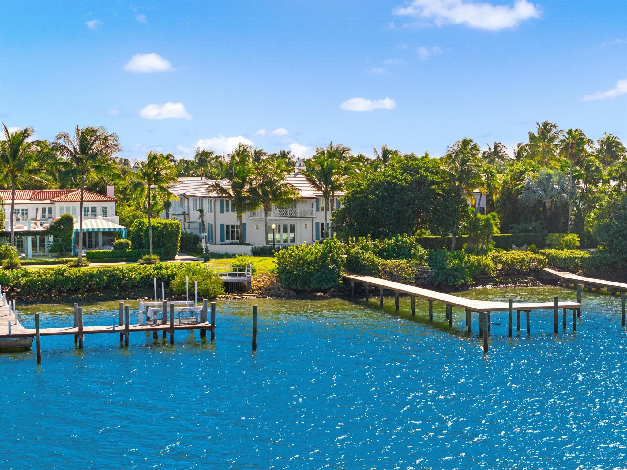 1246 N Lake Way Palm Beach, FL 33480