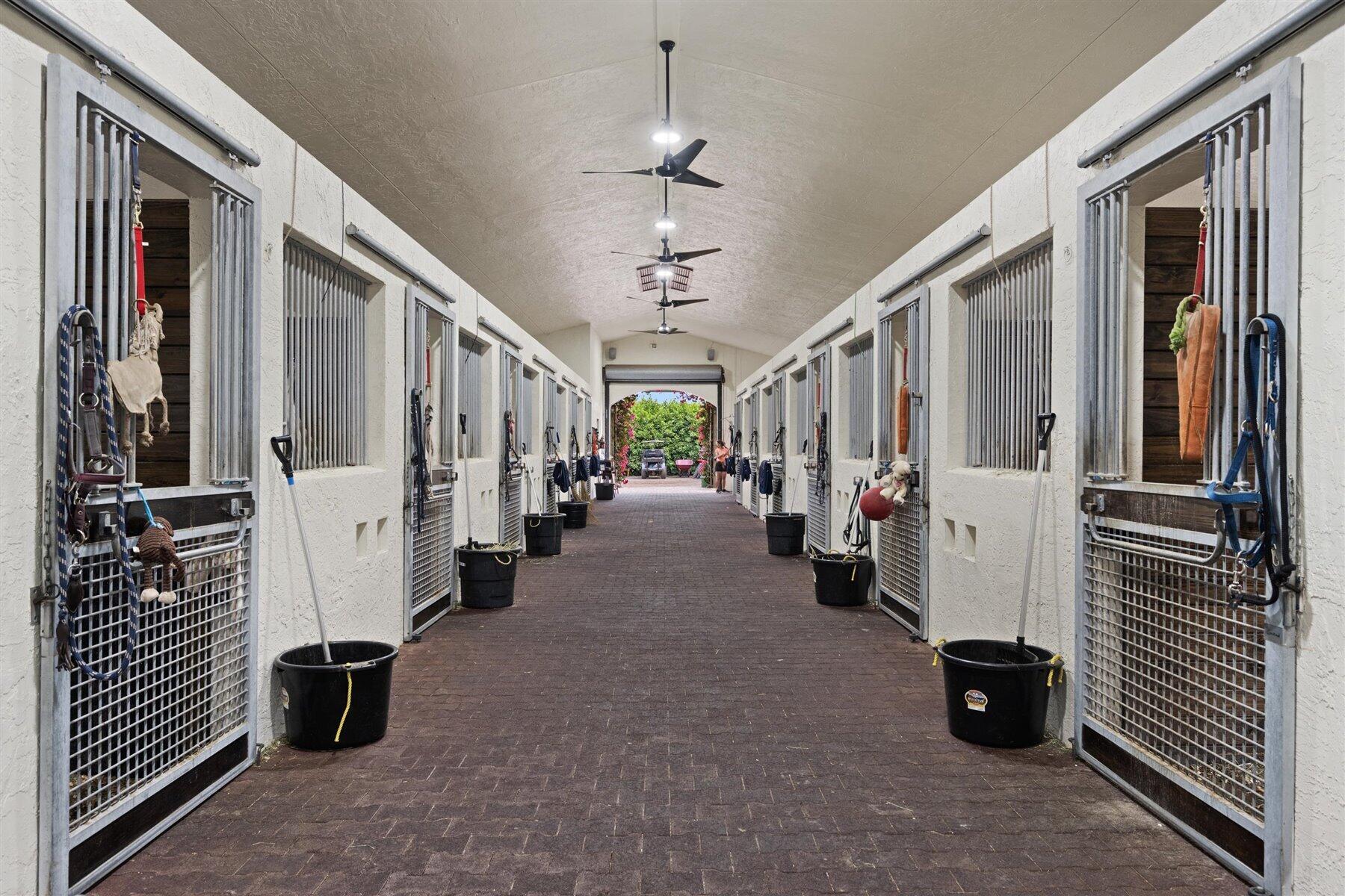 14750 Palm Bch Pt Blvd,Wellington, FL 33414