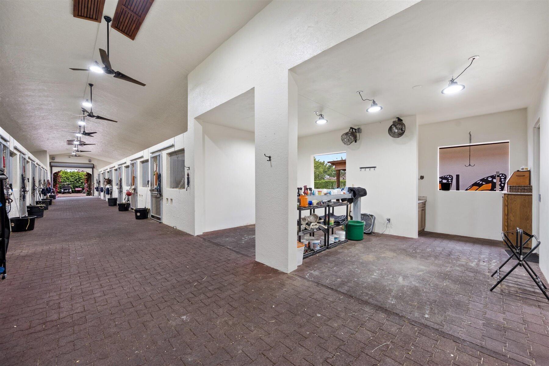 14750 Palm Bch Pt Blvd,Wellington, FL 33414