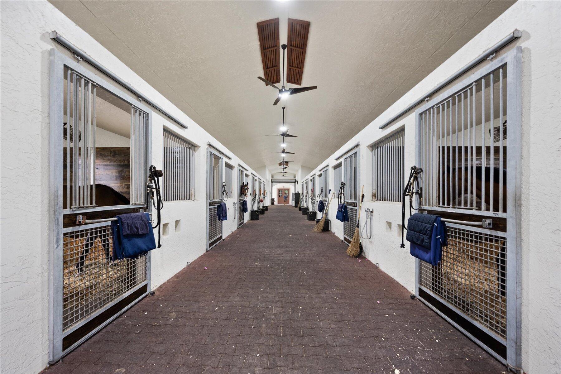 14750 Palm Bch Pt Blvd,Wellington, FL 33414