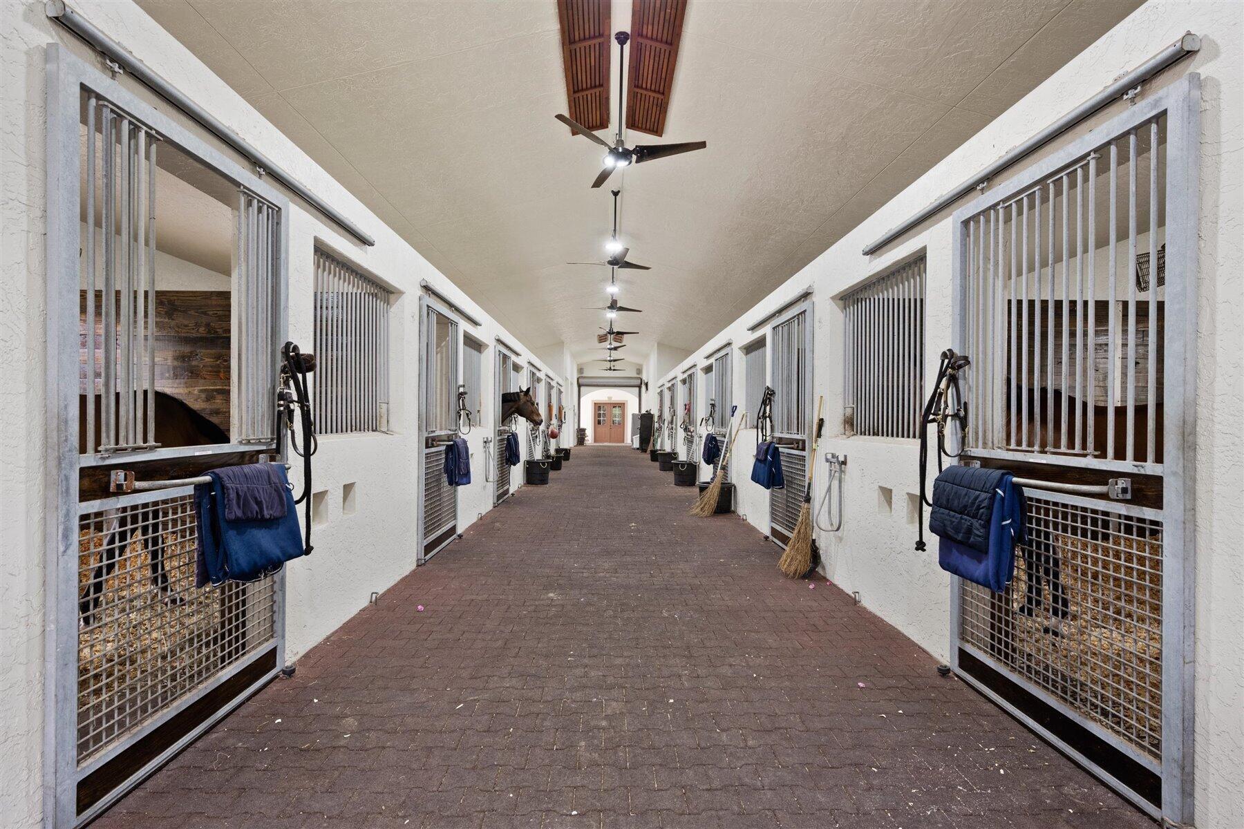 14750 Palm Bch Pt Blvd,Wellington, FL 33414