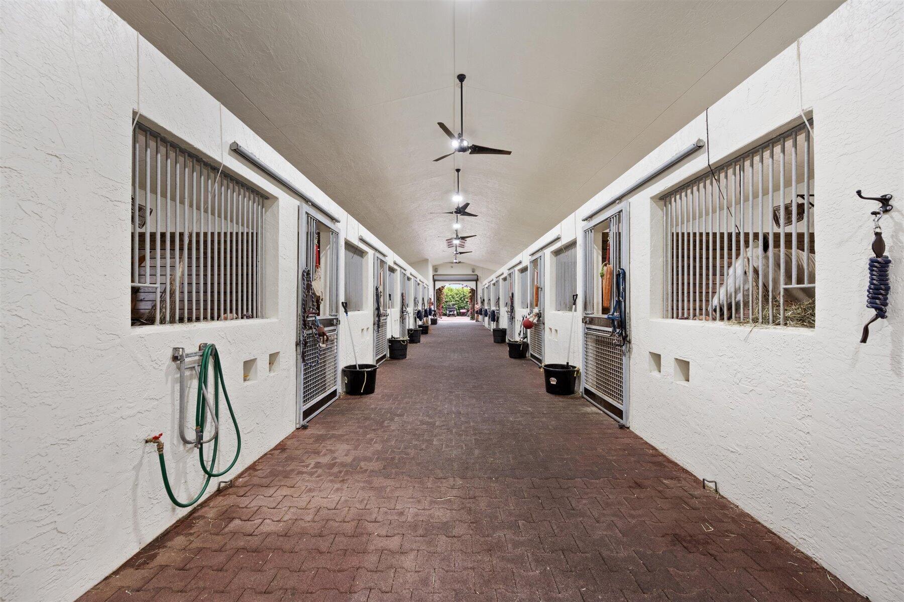 14750 Palm Bch Pt Blvd,Wellington, FL 33414