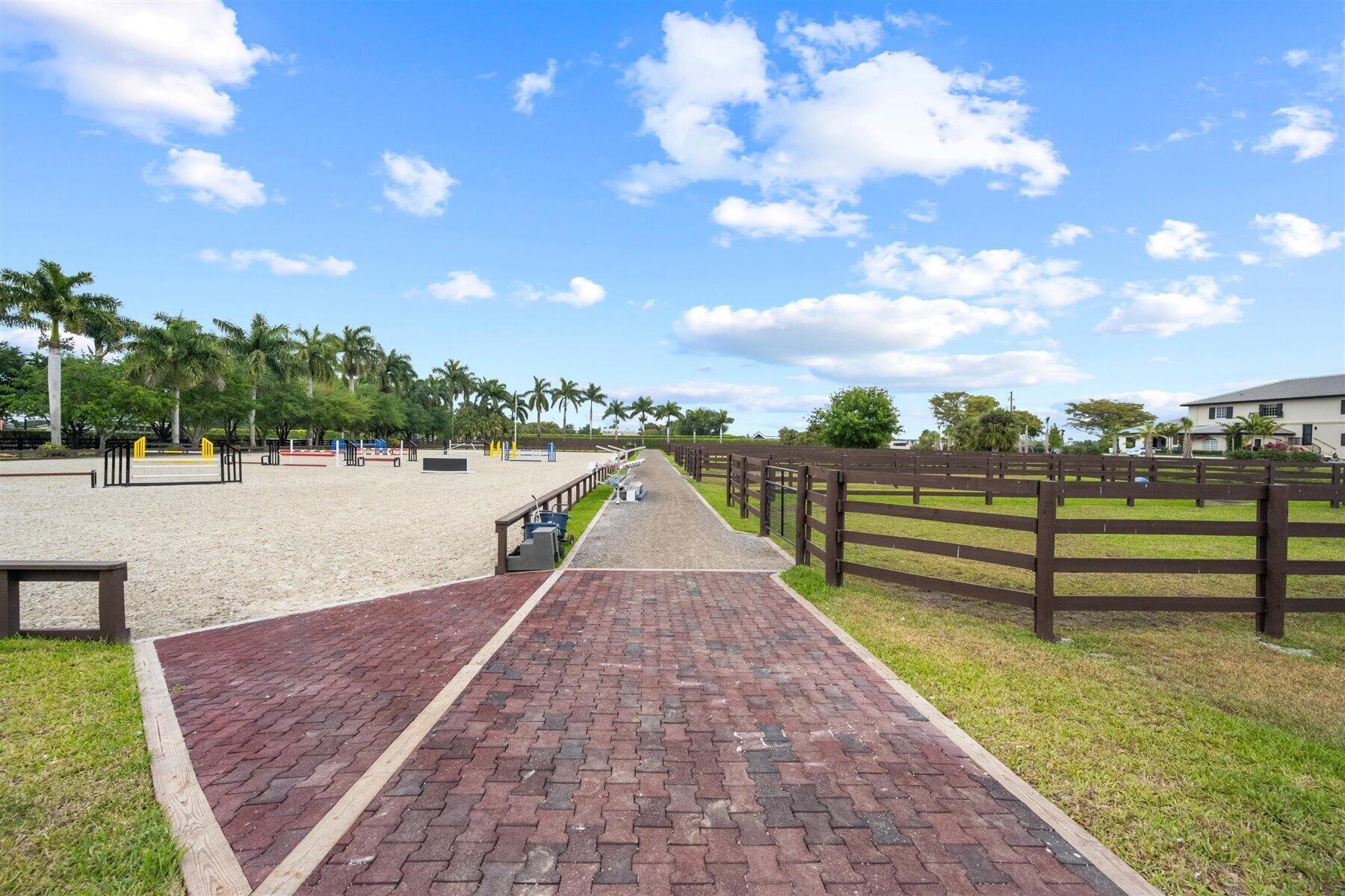 14750 Palm Bch Pt Blvd,Wellington, FL 33414