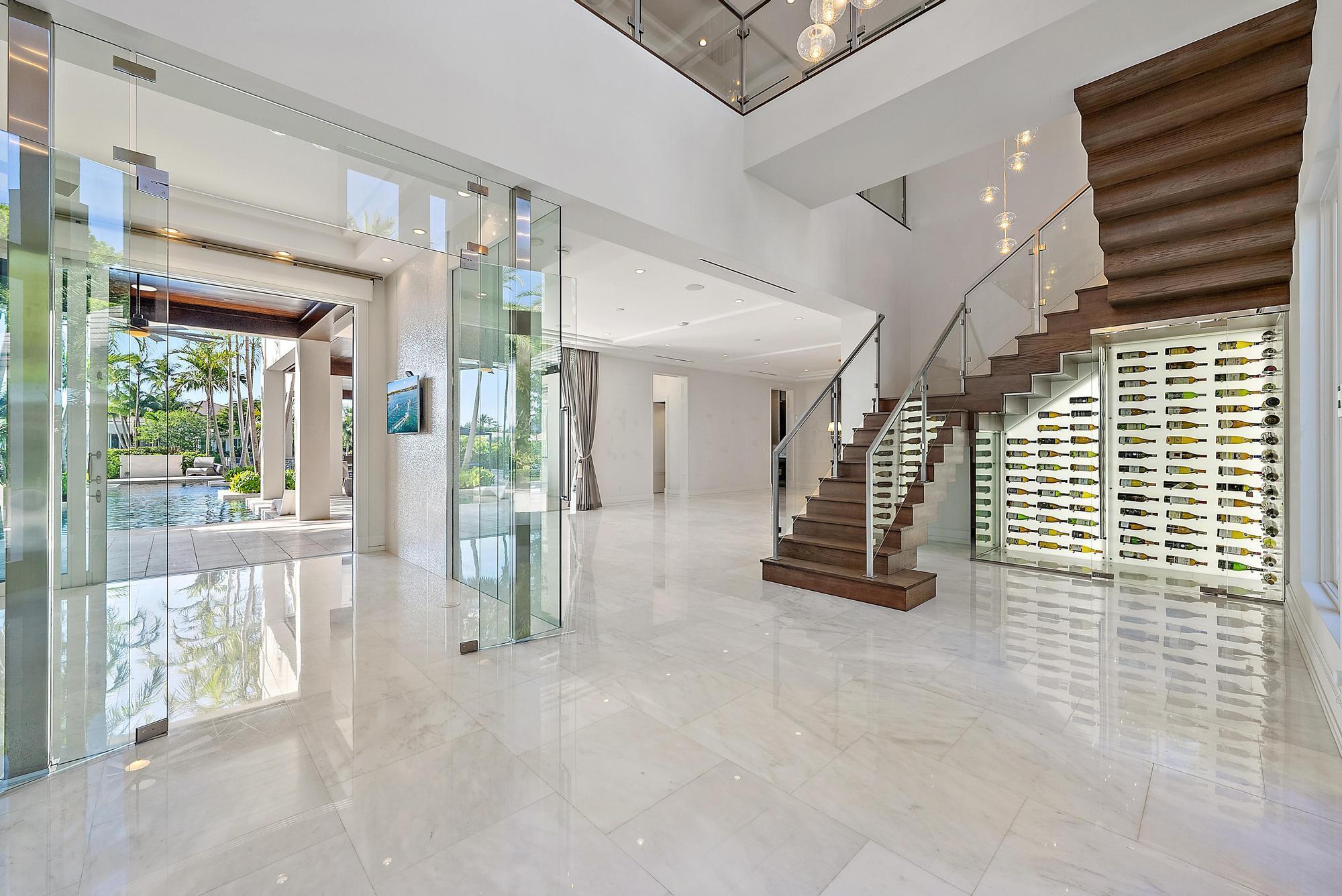 177 Commodore Dr Jupiter, FL 33477