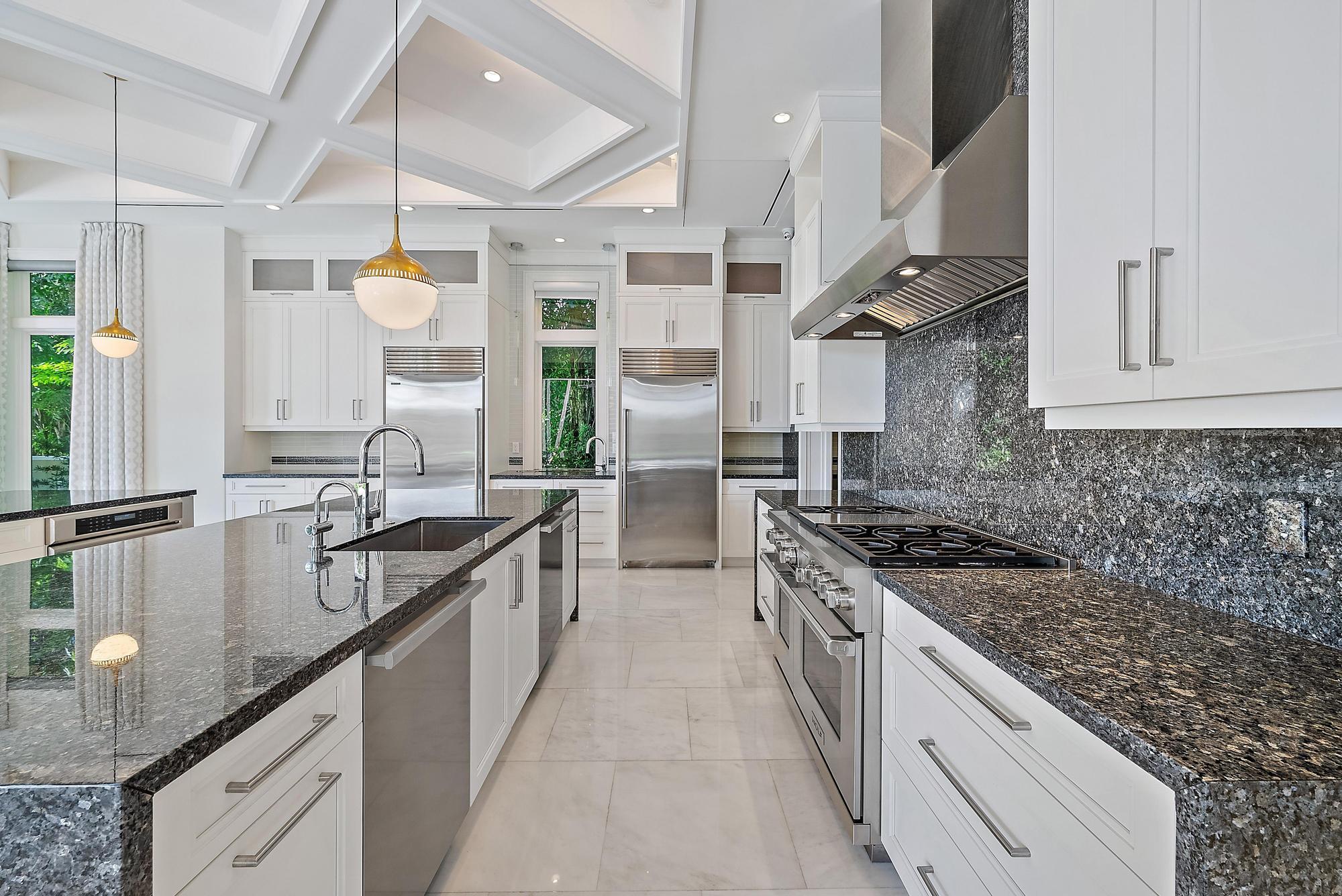 177 Commodore Dr Jupiter, FL 33477