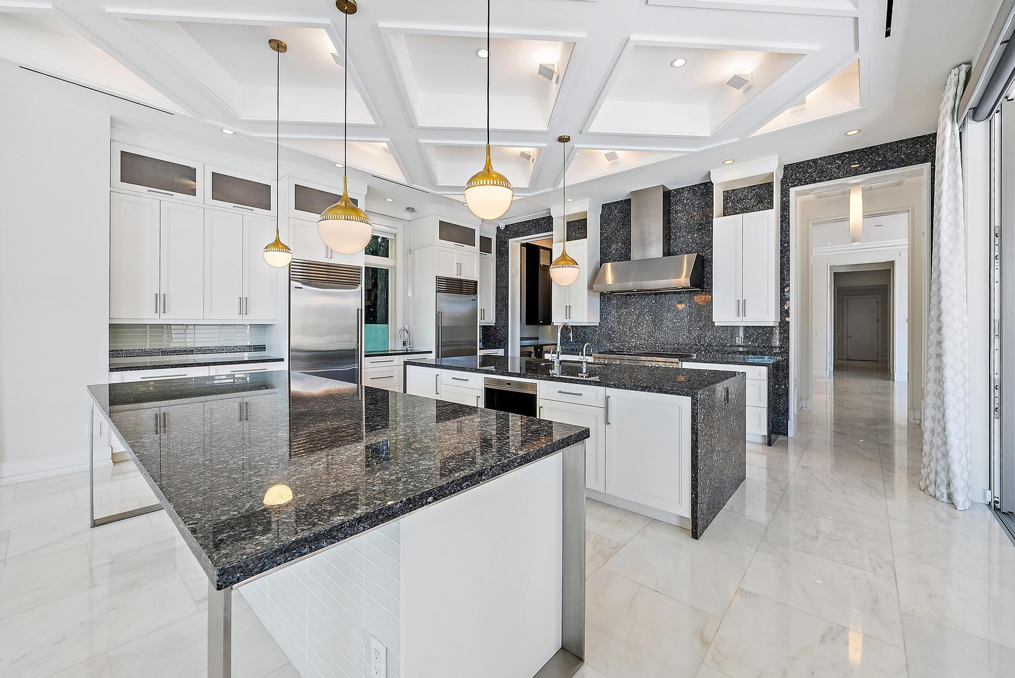 177 Commodore Dr Jupiter, FL 33477