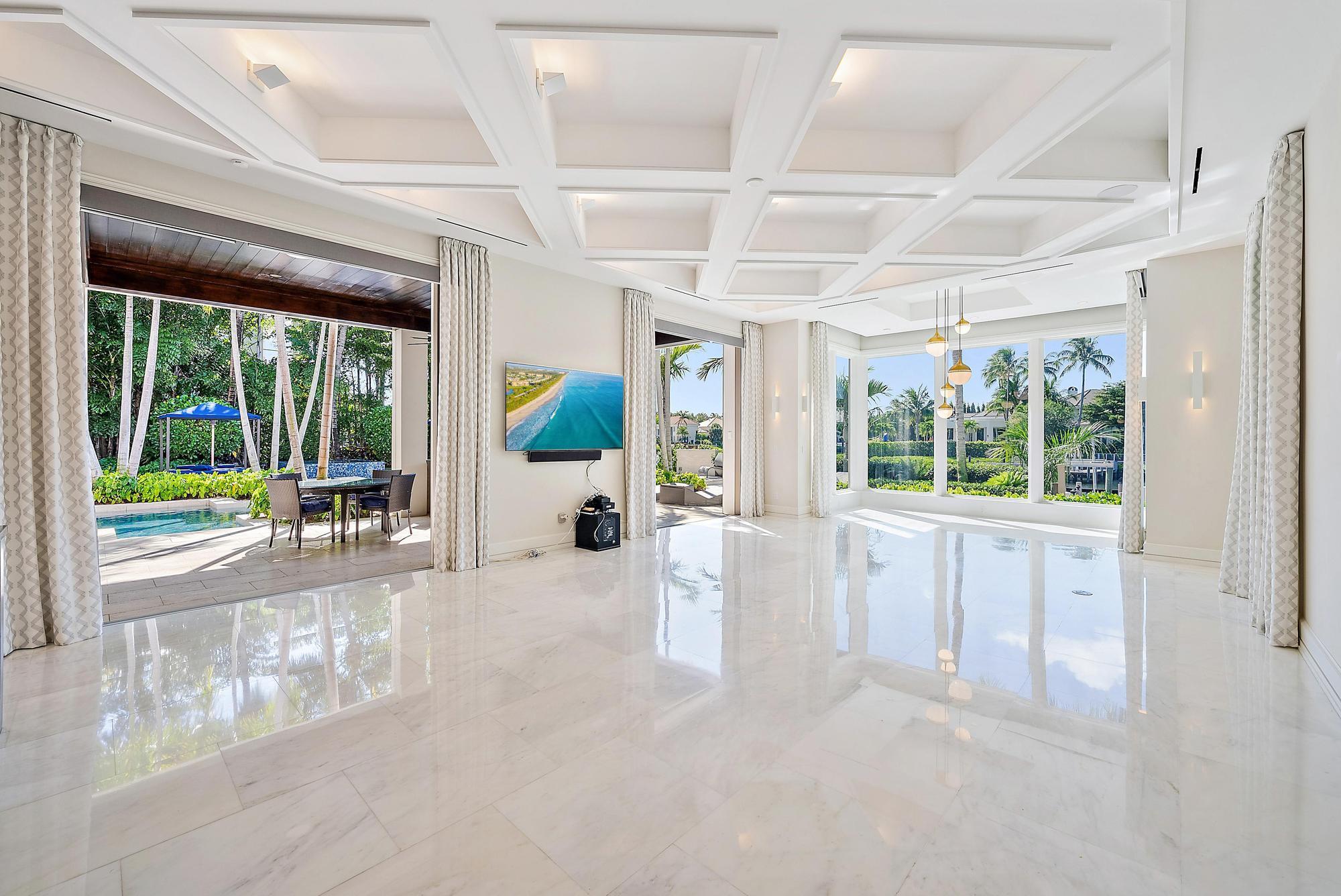 177 Commodore Dr Jupiter, FL 33477