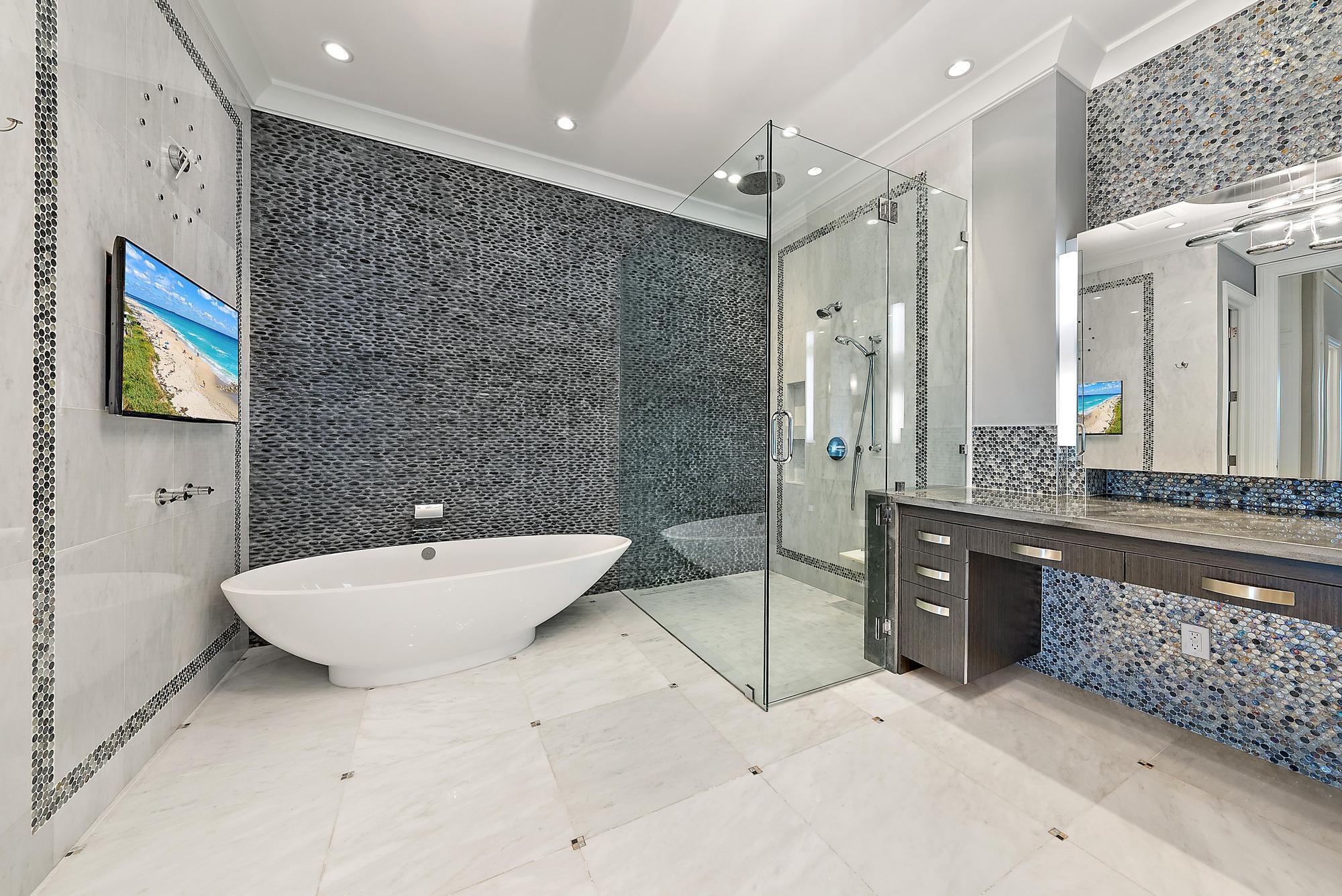 177 Commodore Dr Jupiter, FL 33477